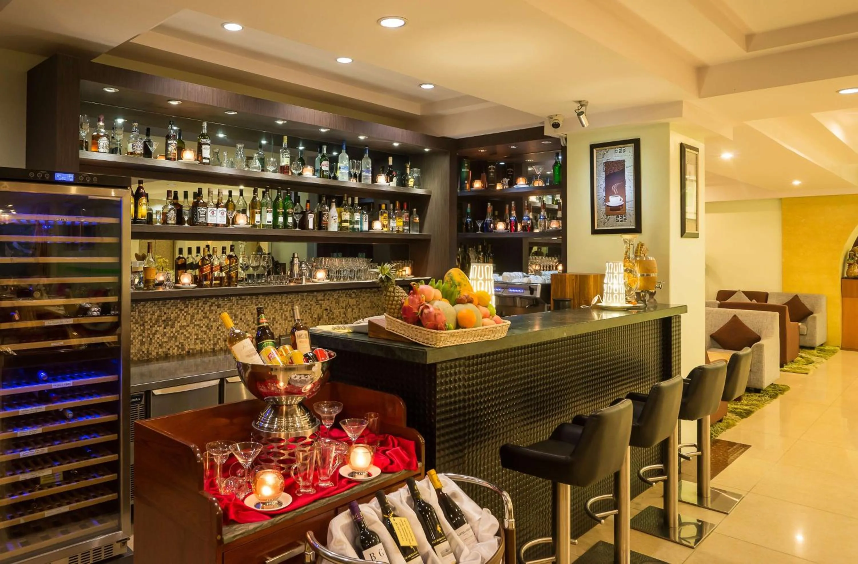 Lounge or bar in Best Western Green Hill Hotel