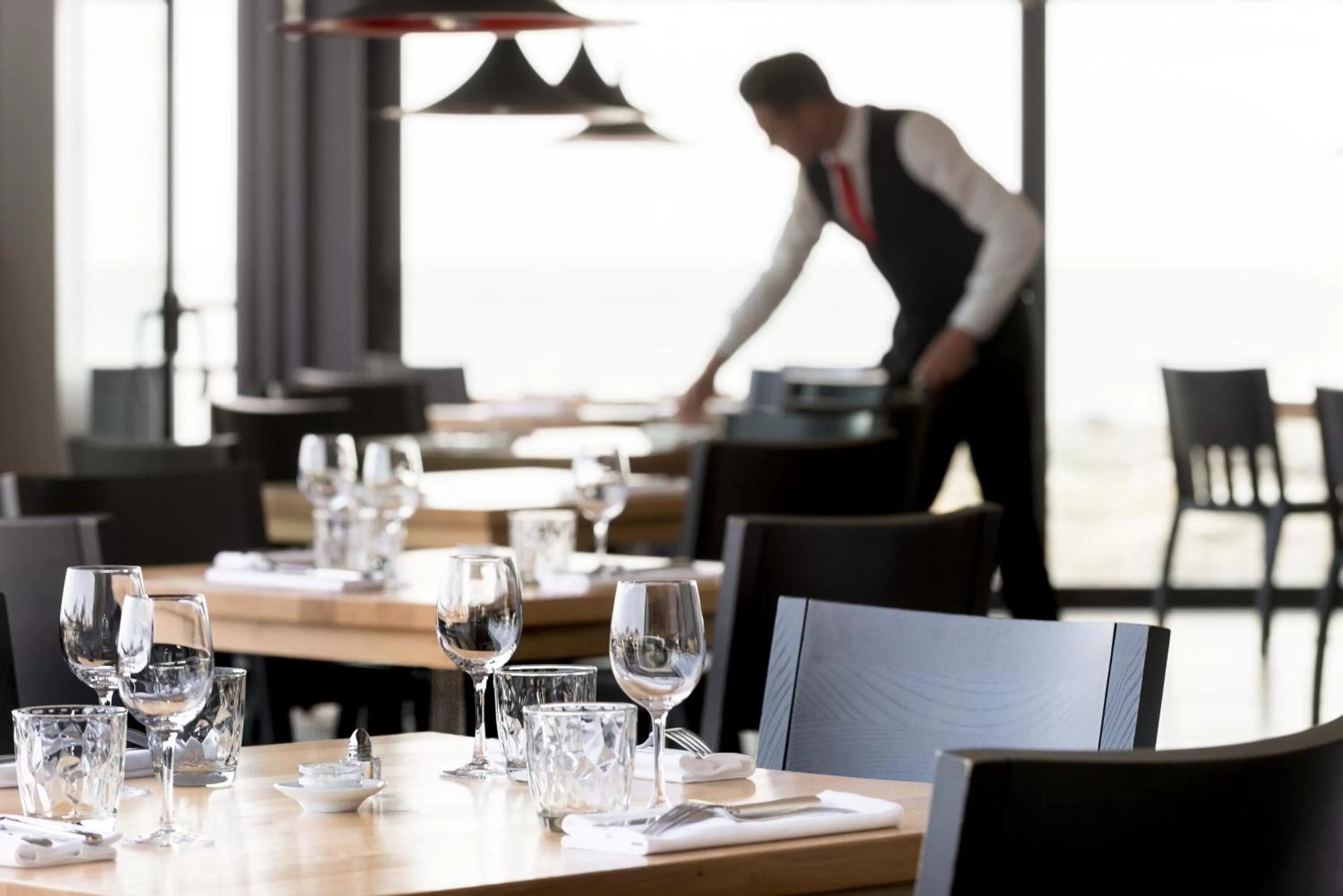 Restaurant/places to eat in Grand Hotel de L'Océan