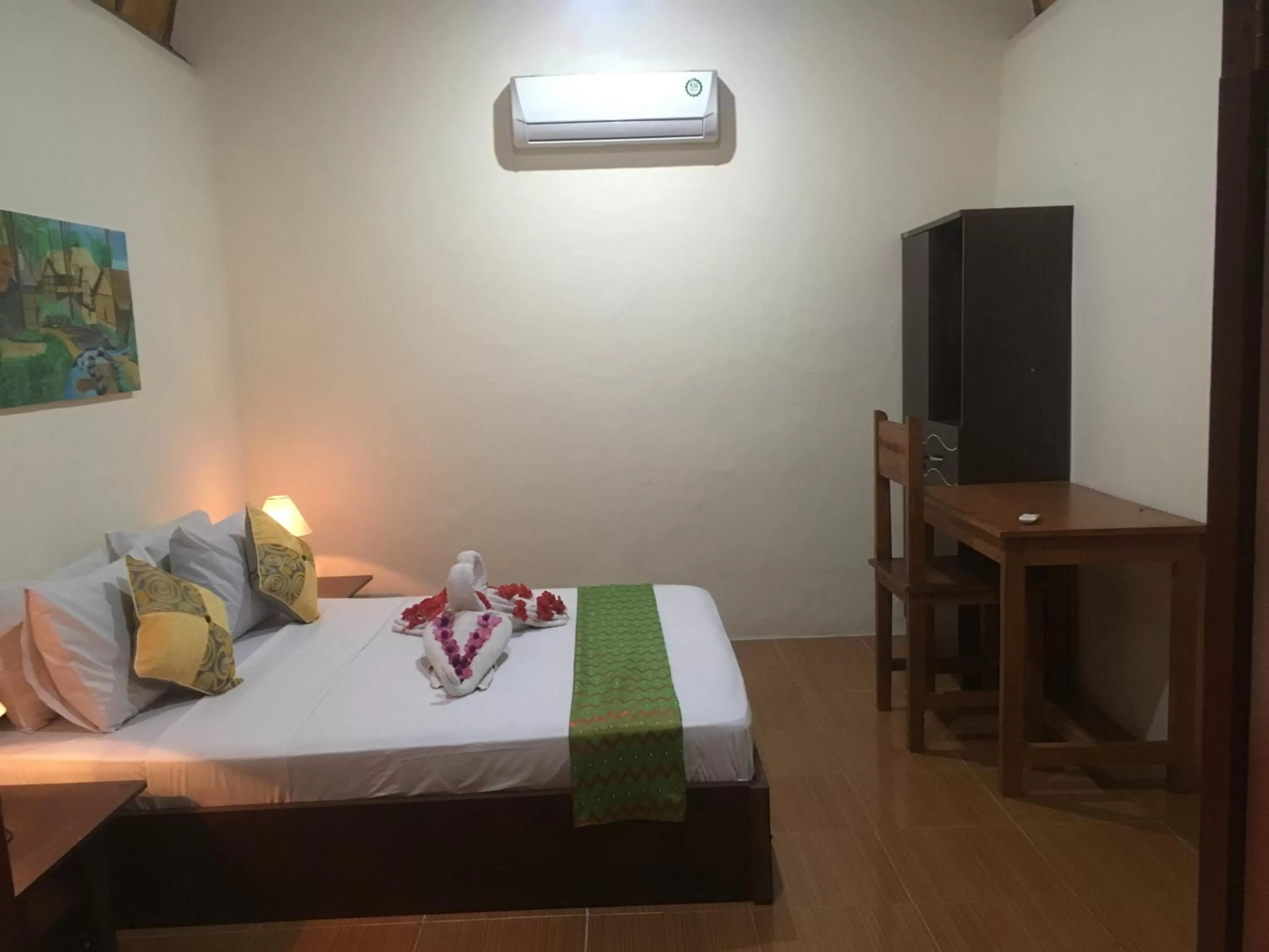 Bedroom, Bed in The Joe Bungalow