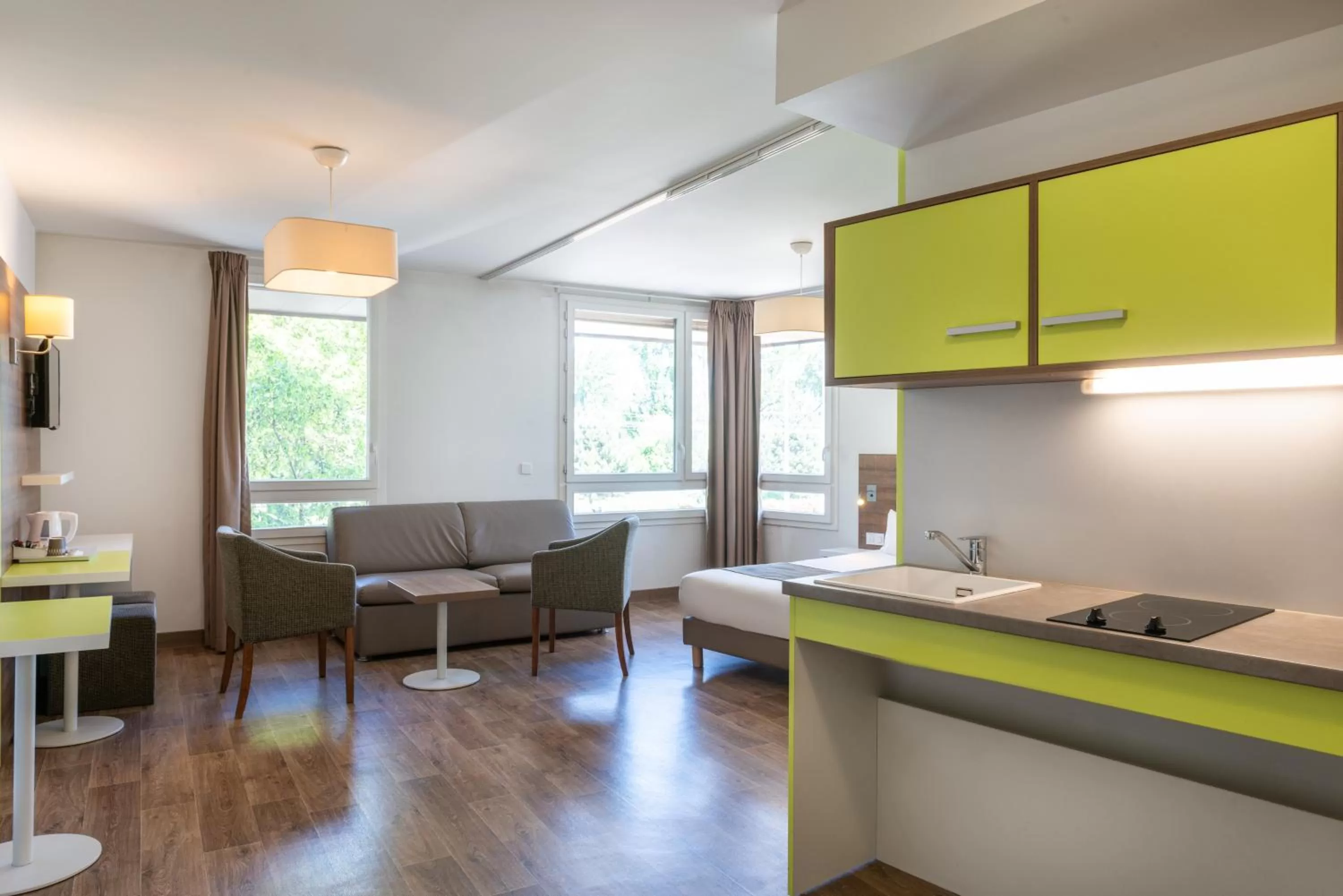 Kitchen or kitchenette, Kitchen/Kitchenette in The Originals Résidence, Grenoble Université