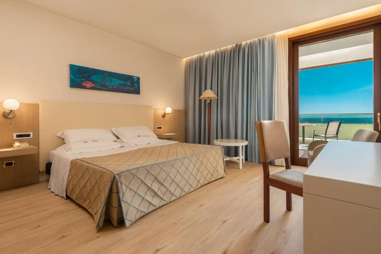 Bedroom, Bed in Smy Carlos V Wellness & Spa Alghero