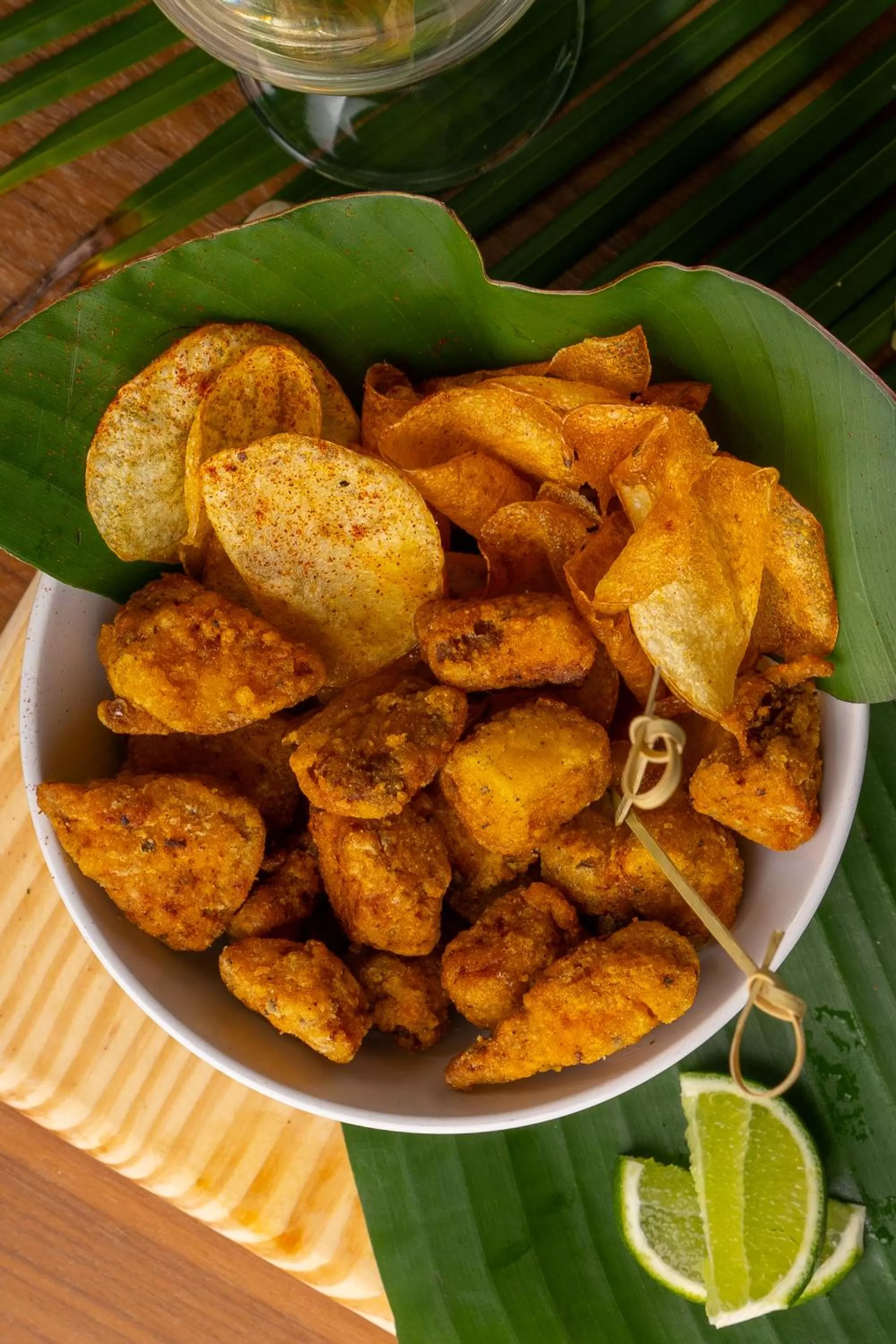 Food in El Encuentro Surf Lodge