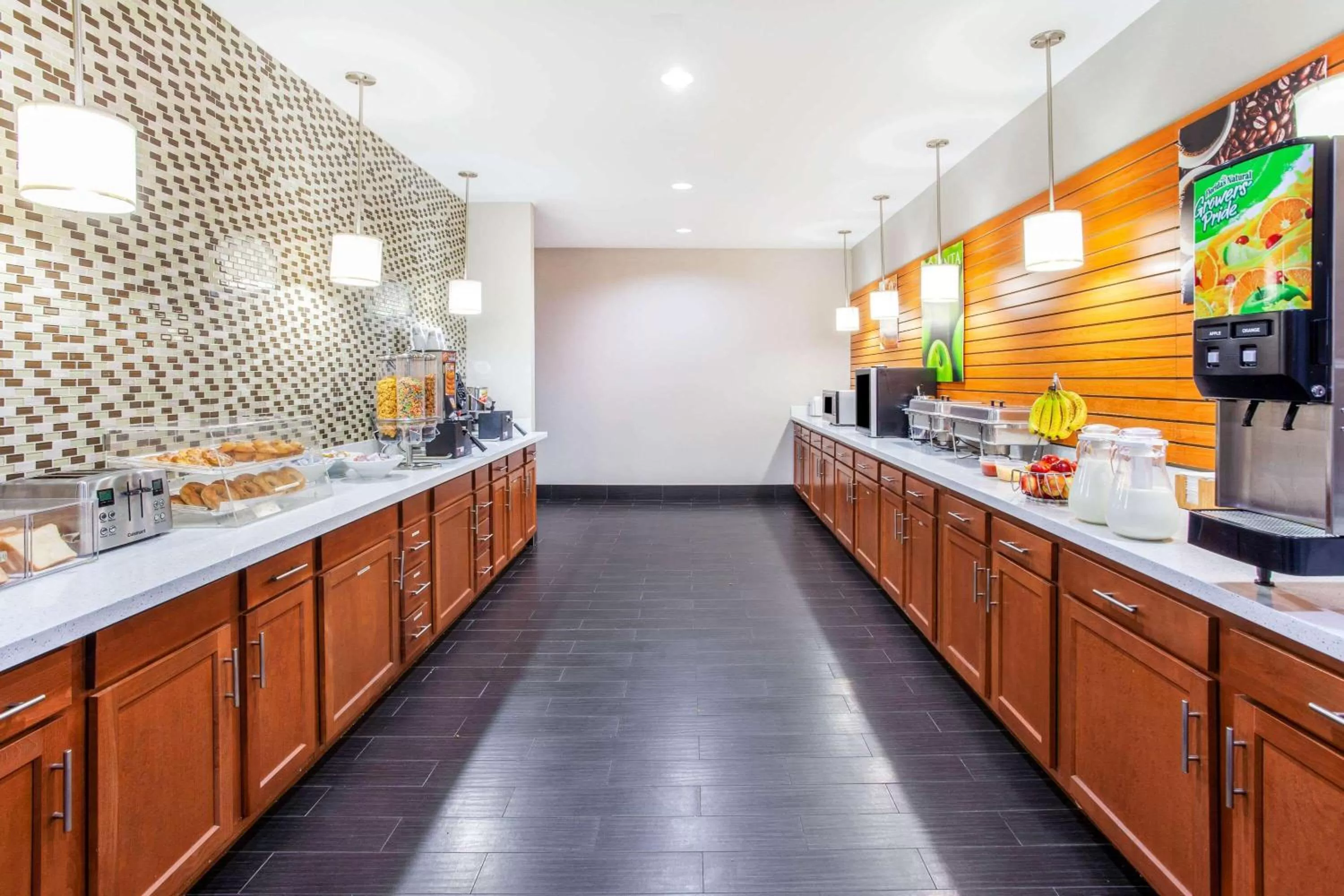 Restaurant/places to eat in La Quinta by Wyndham Luling