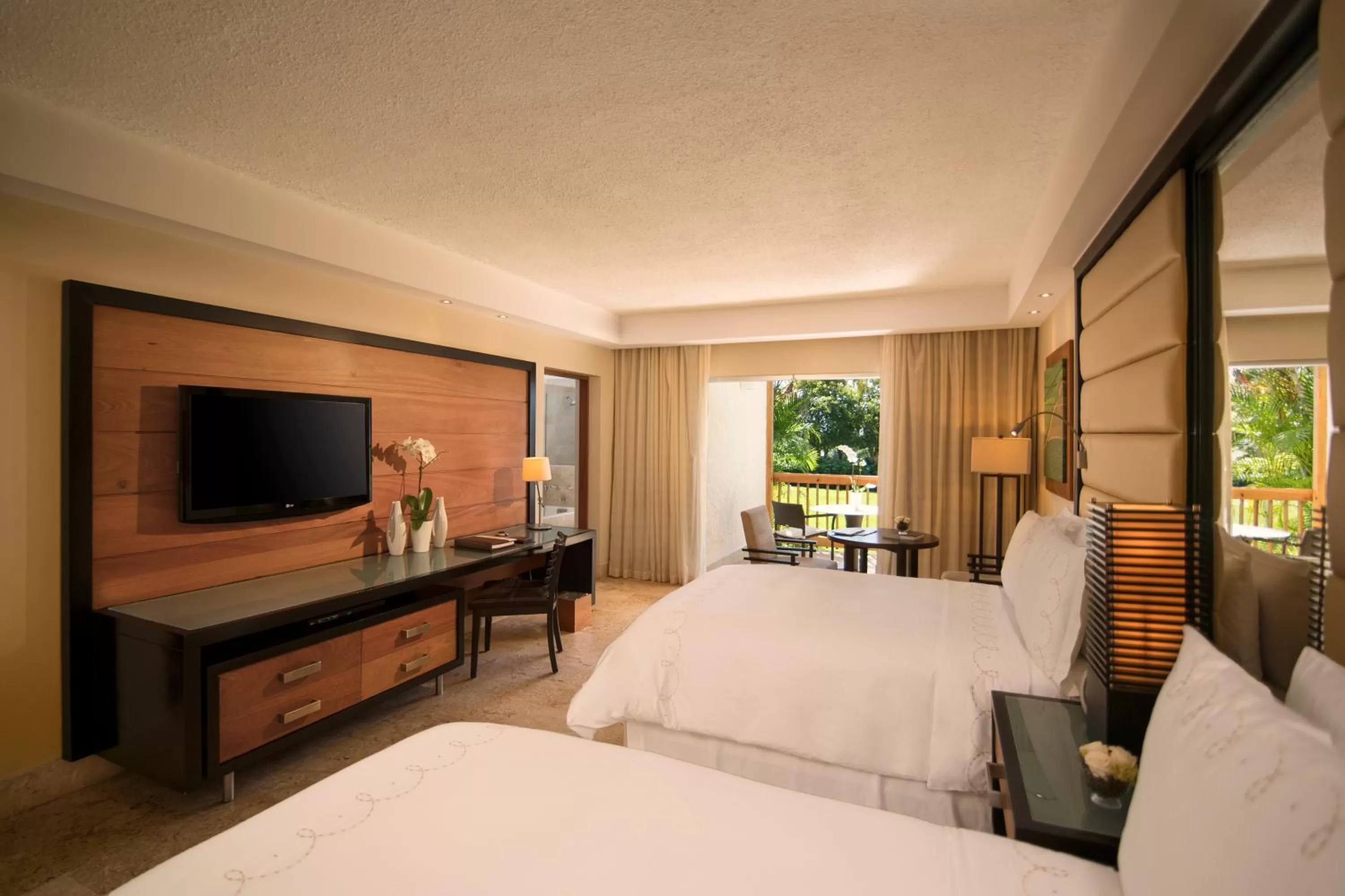 Bed in Casa de Campo Resort & Villas