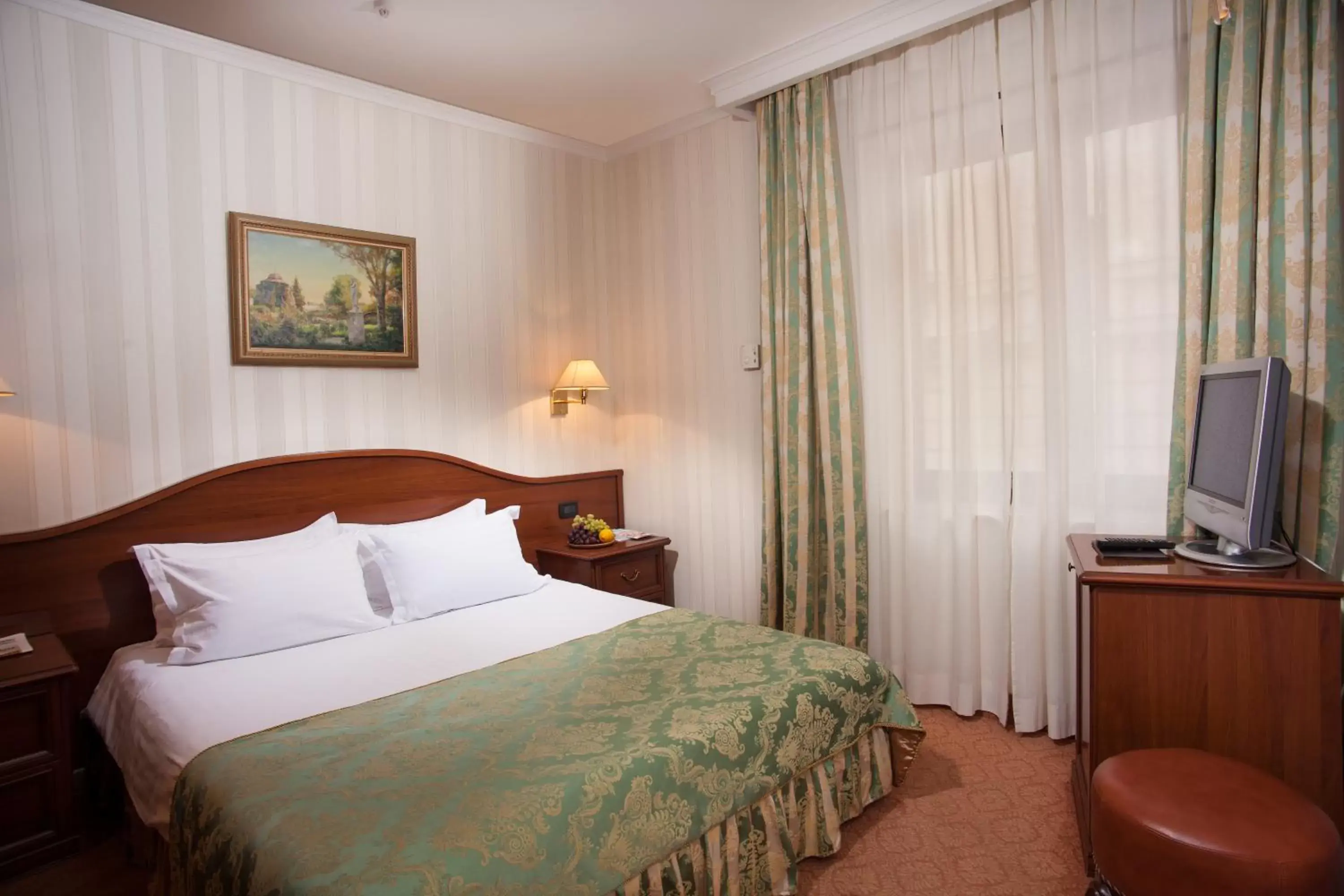 Standard Double Room in Hotel Otrada Standard Double Room in Hotel Otrada