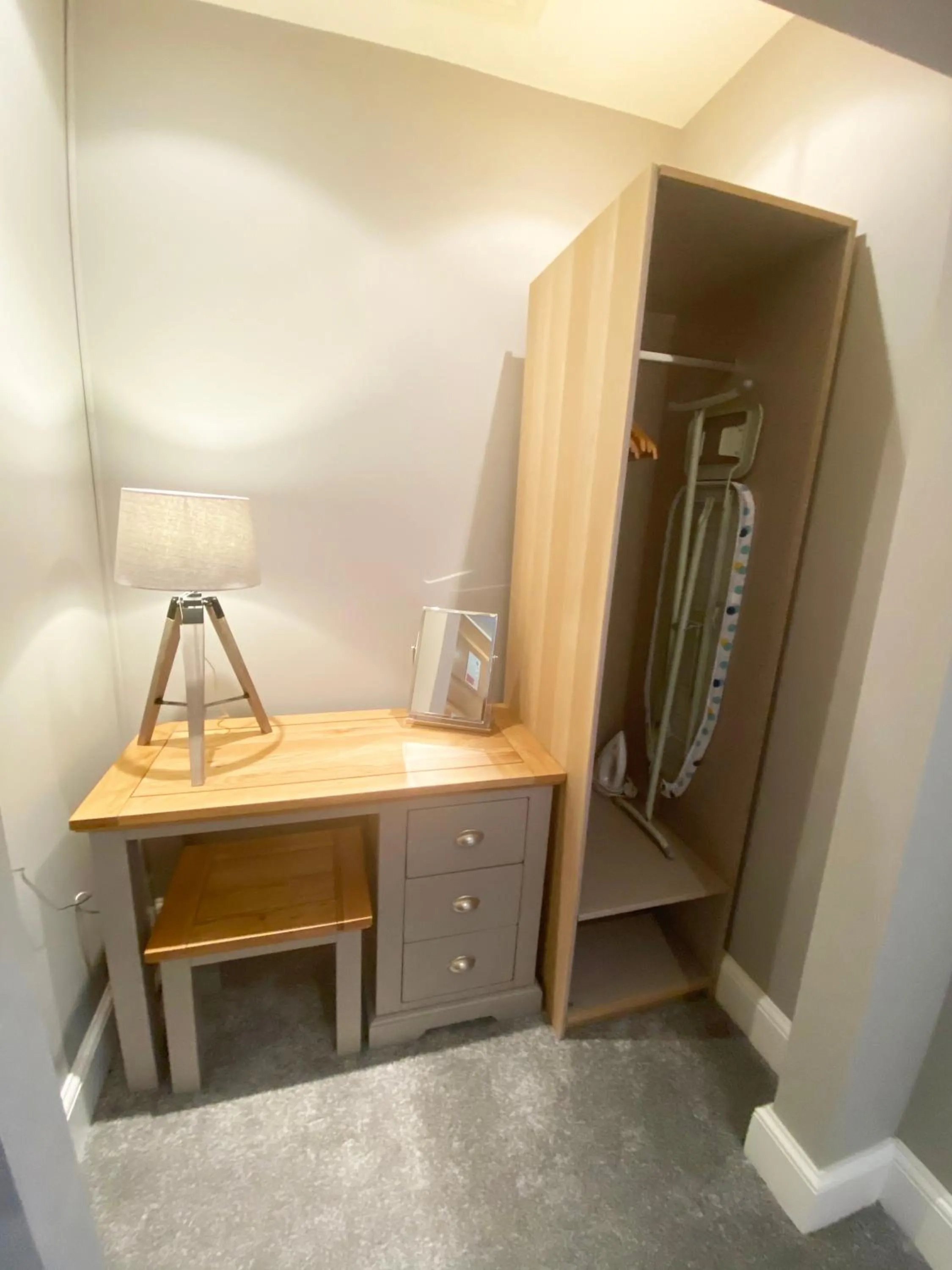 Bedroom in Aberdunant Hall