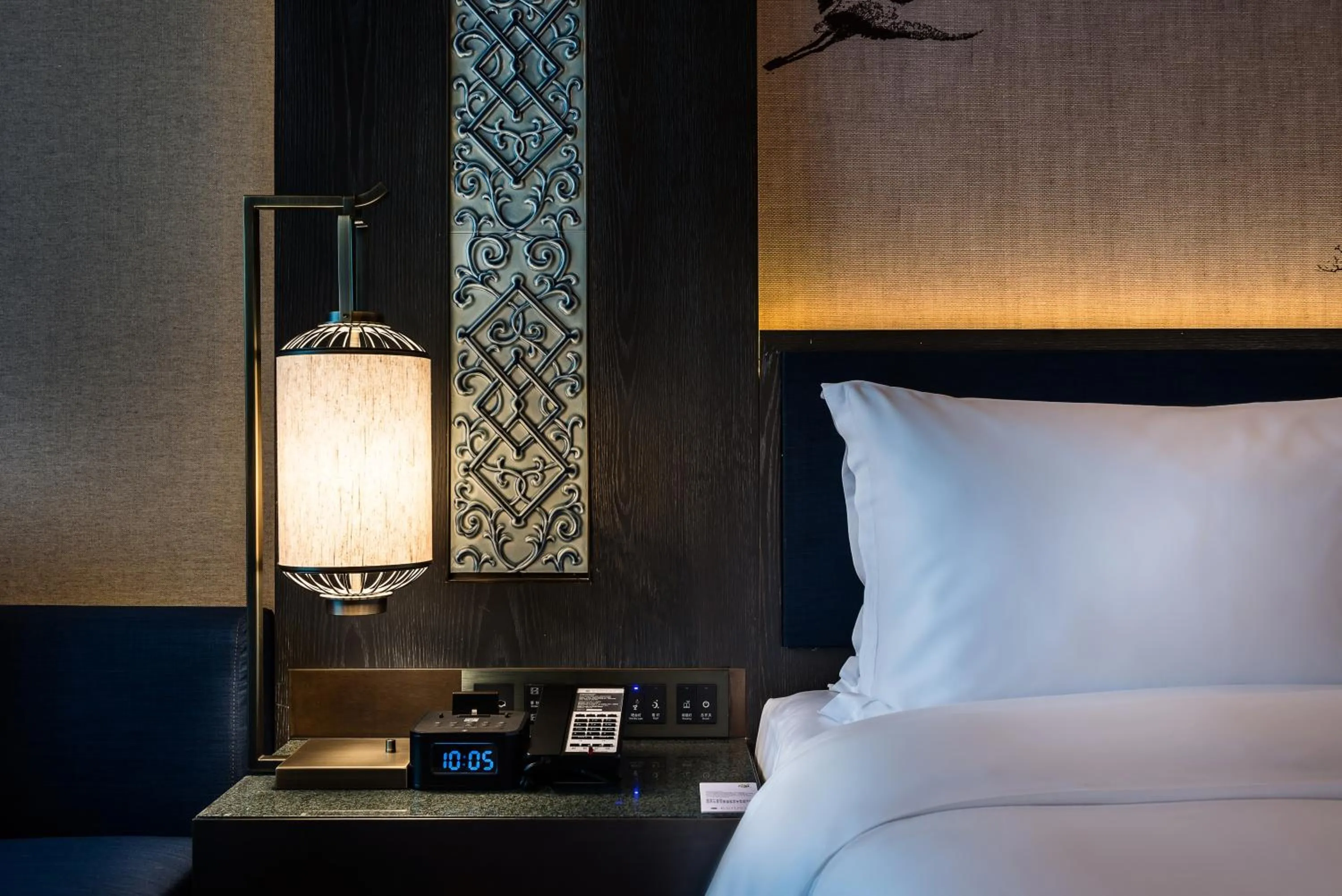 Decorative detail, Bed in Pullman Kaifeng Jianye