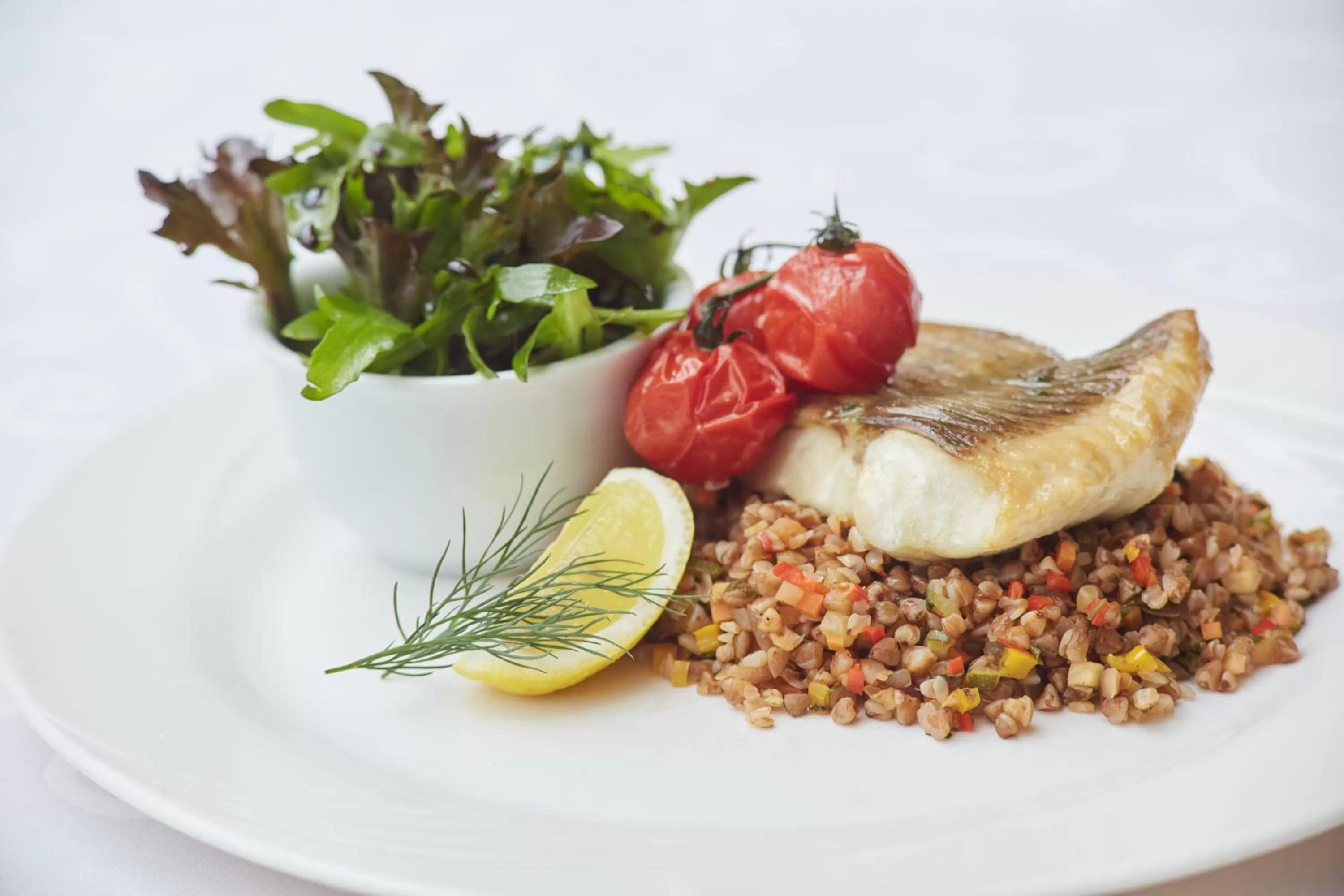 Dinner in Hotel Romance