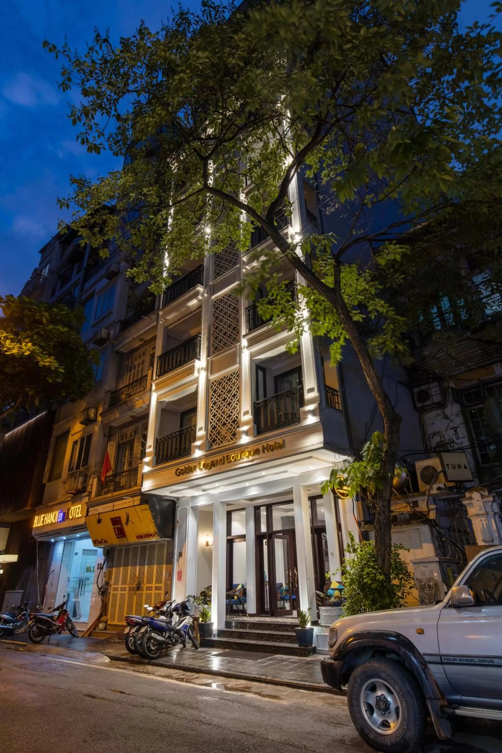 Property building in Golden Legend Boutique Hotel