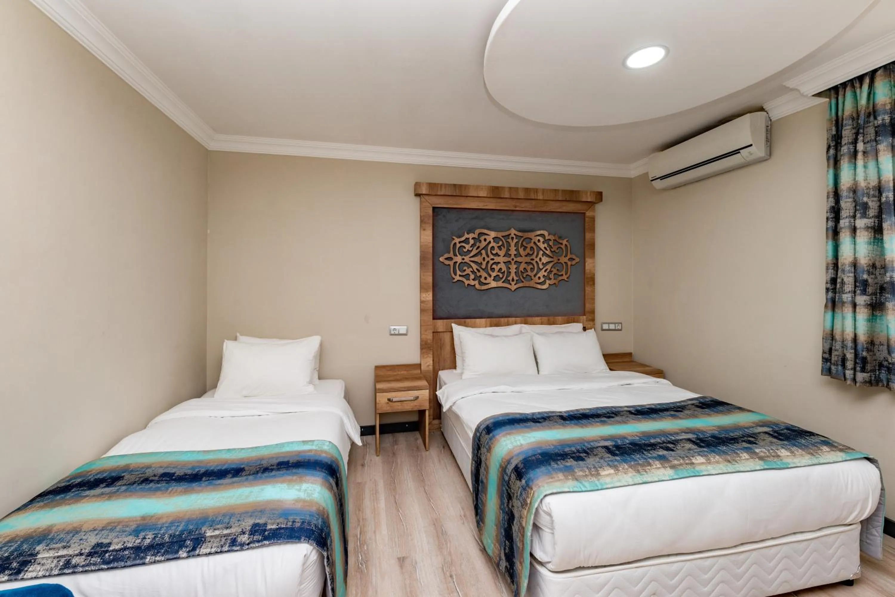 Bed in Linda Expo Palace