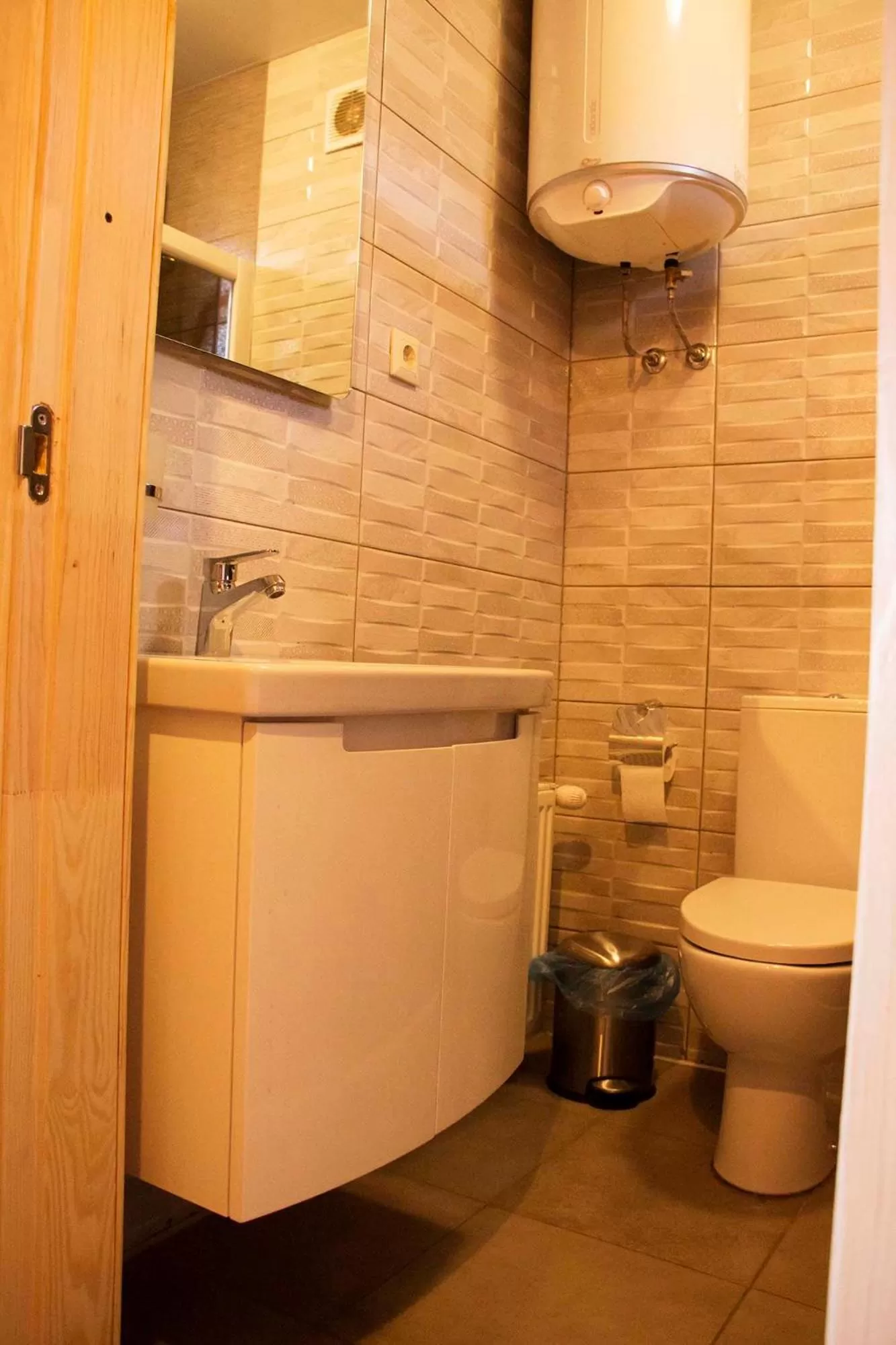 Bathroom in Hotel Fregat