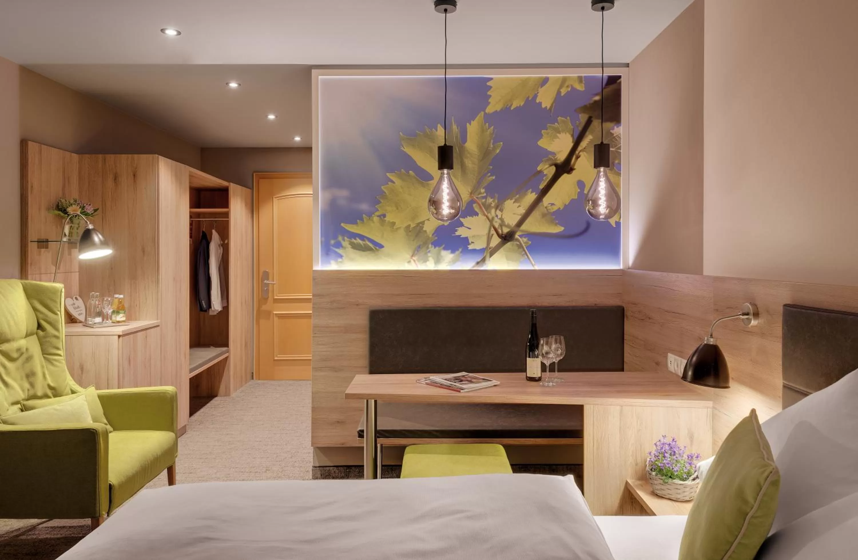 Photo of the whole room, Bed in Pfalzhotel Asselheim