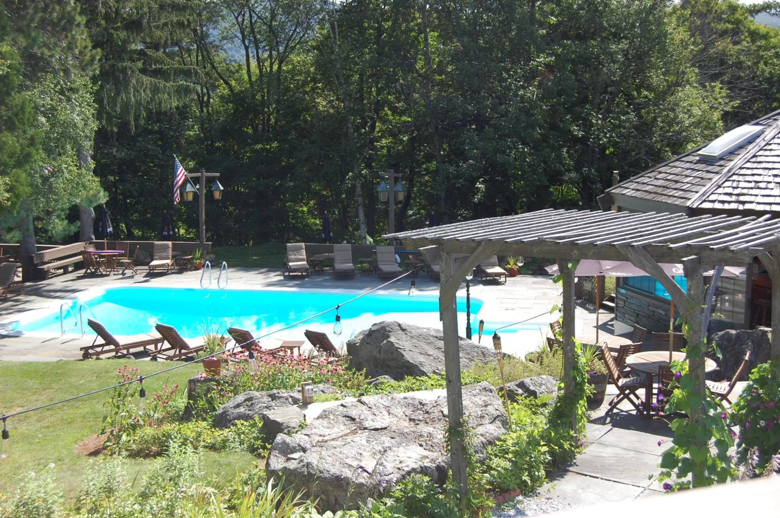 Swimming pool in Summit Lodge