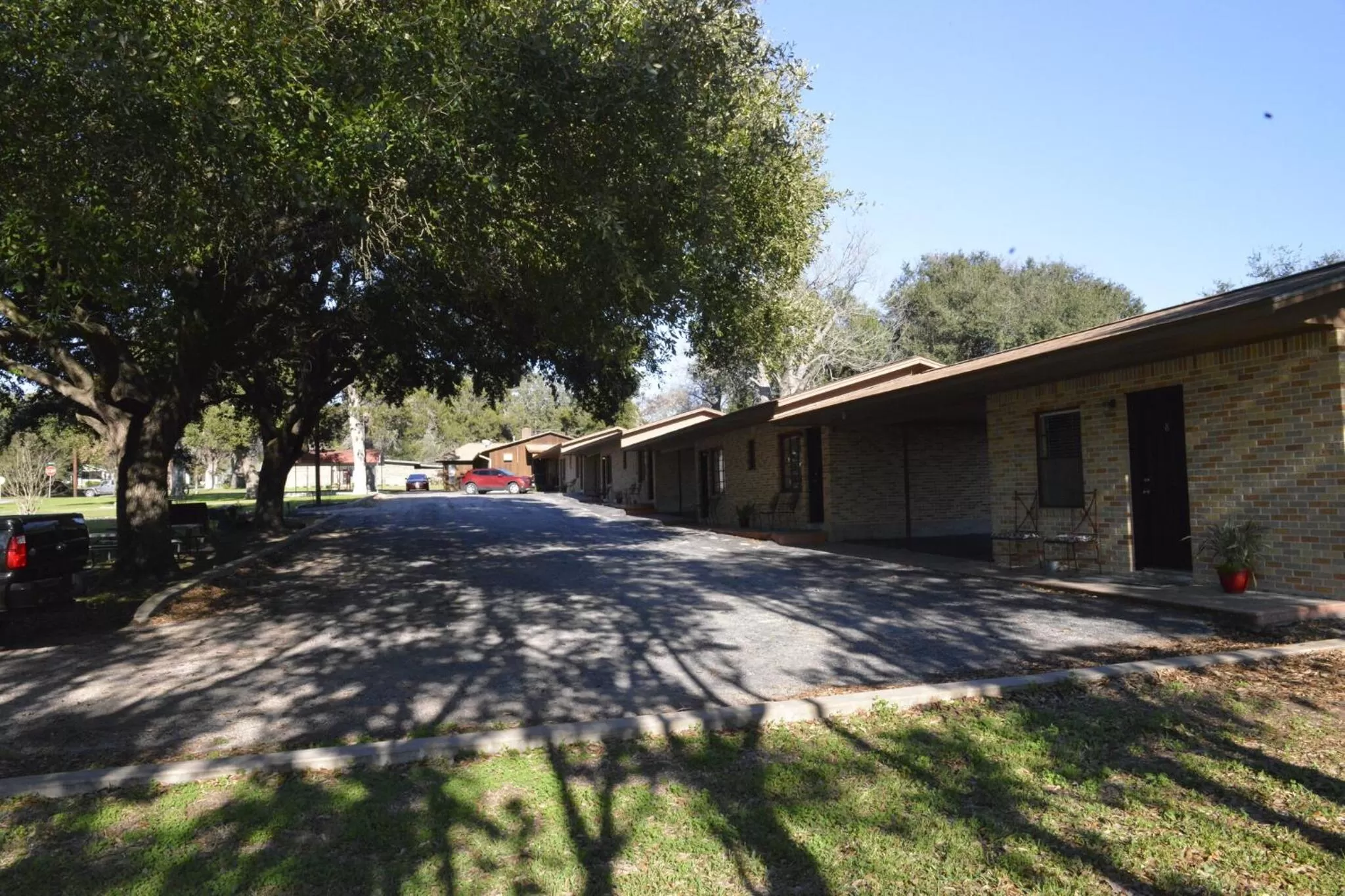 Property building in Shiner Country Inn