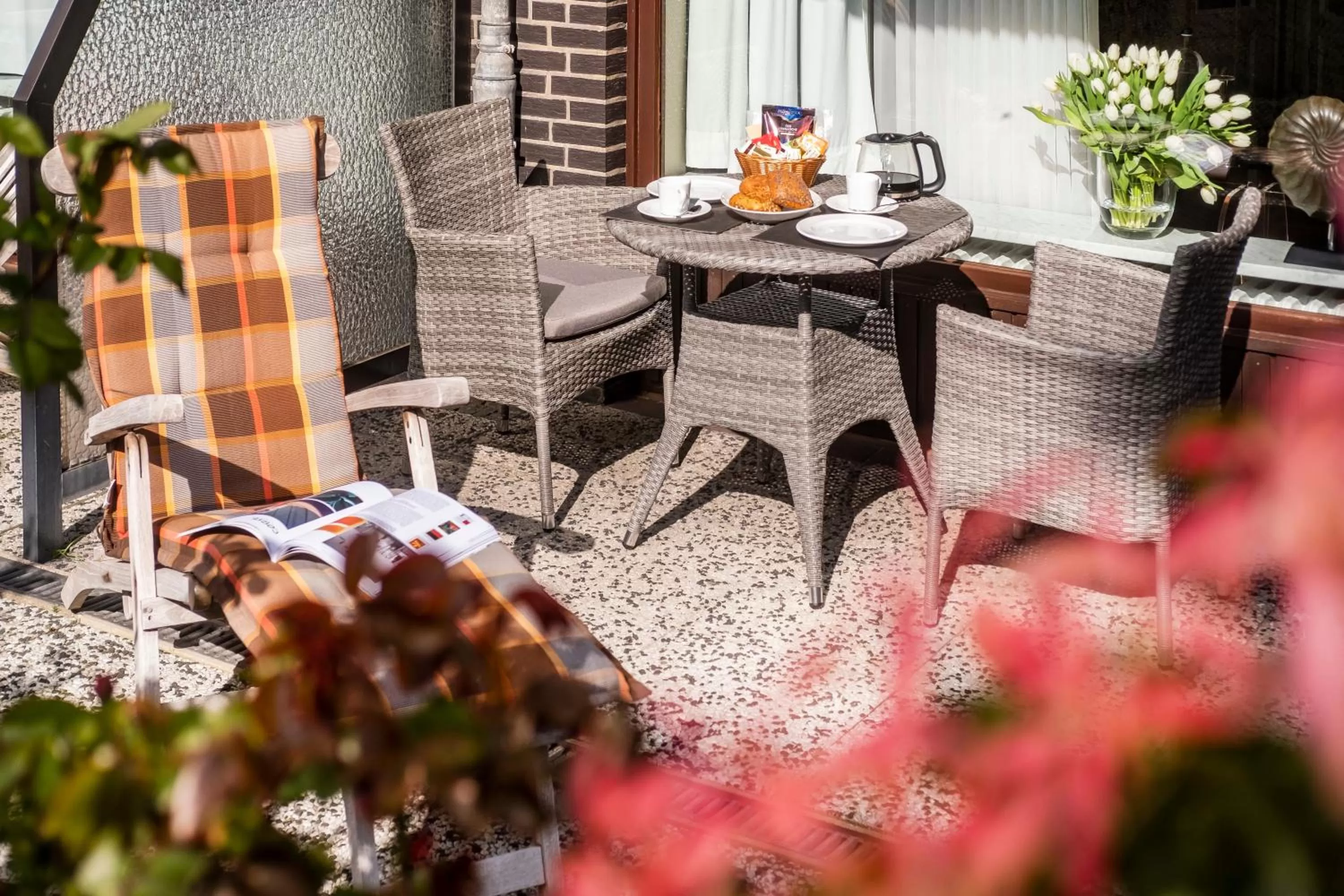 Decorative detail in Hotel Apartments Büngers - Mein Refugium am Meer mit Sommerstrandkorb