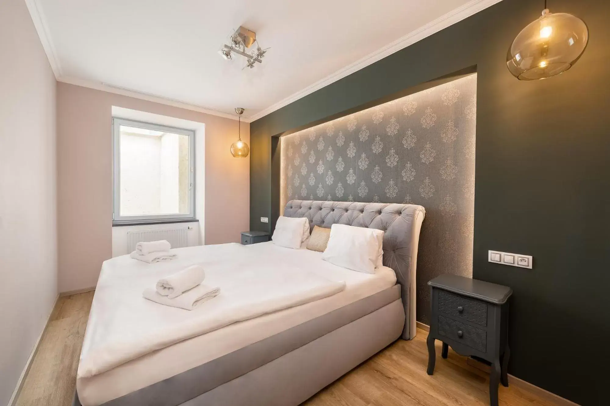 Deluxe Quadruple Room in Wine & Wellness hotel Besední dům Deluxe Quadruple Room in Wine & Wellness hotel Besední dům