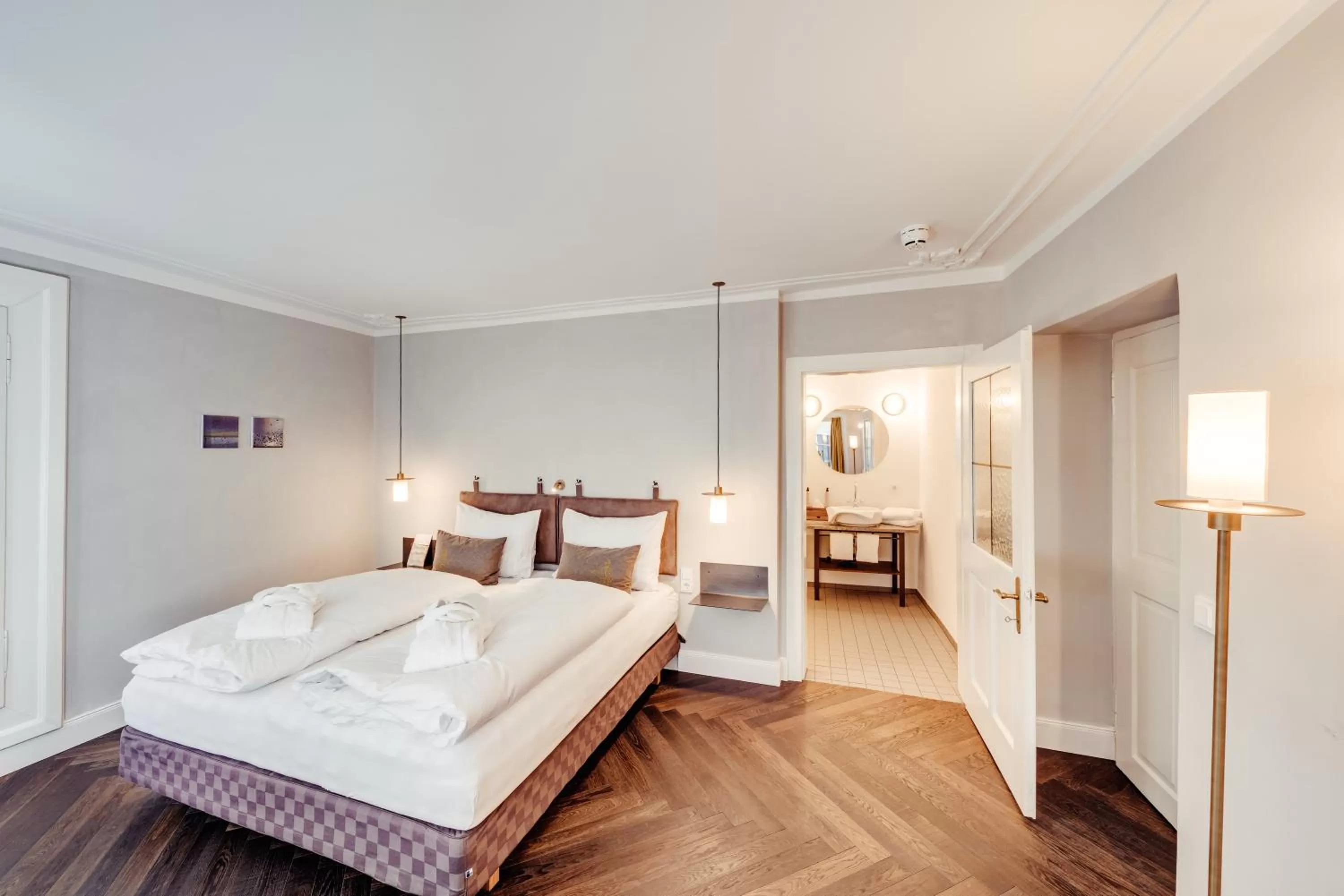 Photo of the whole room, Bed in Boutique Hotel das TSCHOFEN