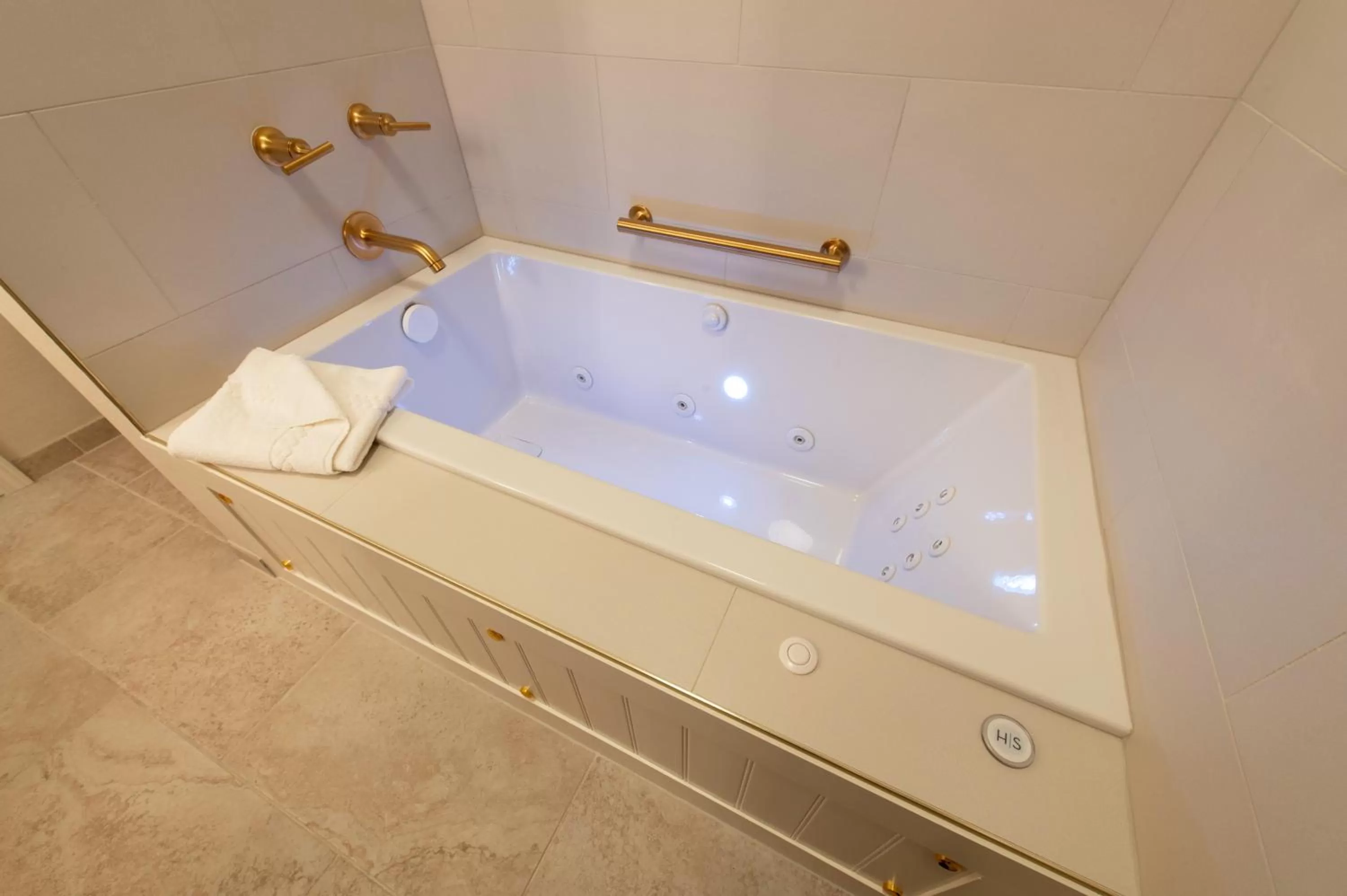 Hallmark Resort in Cannon Beach