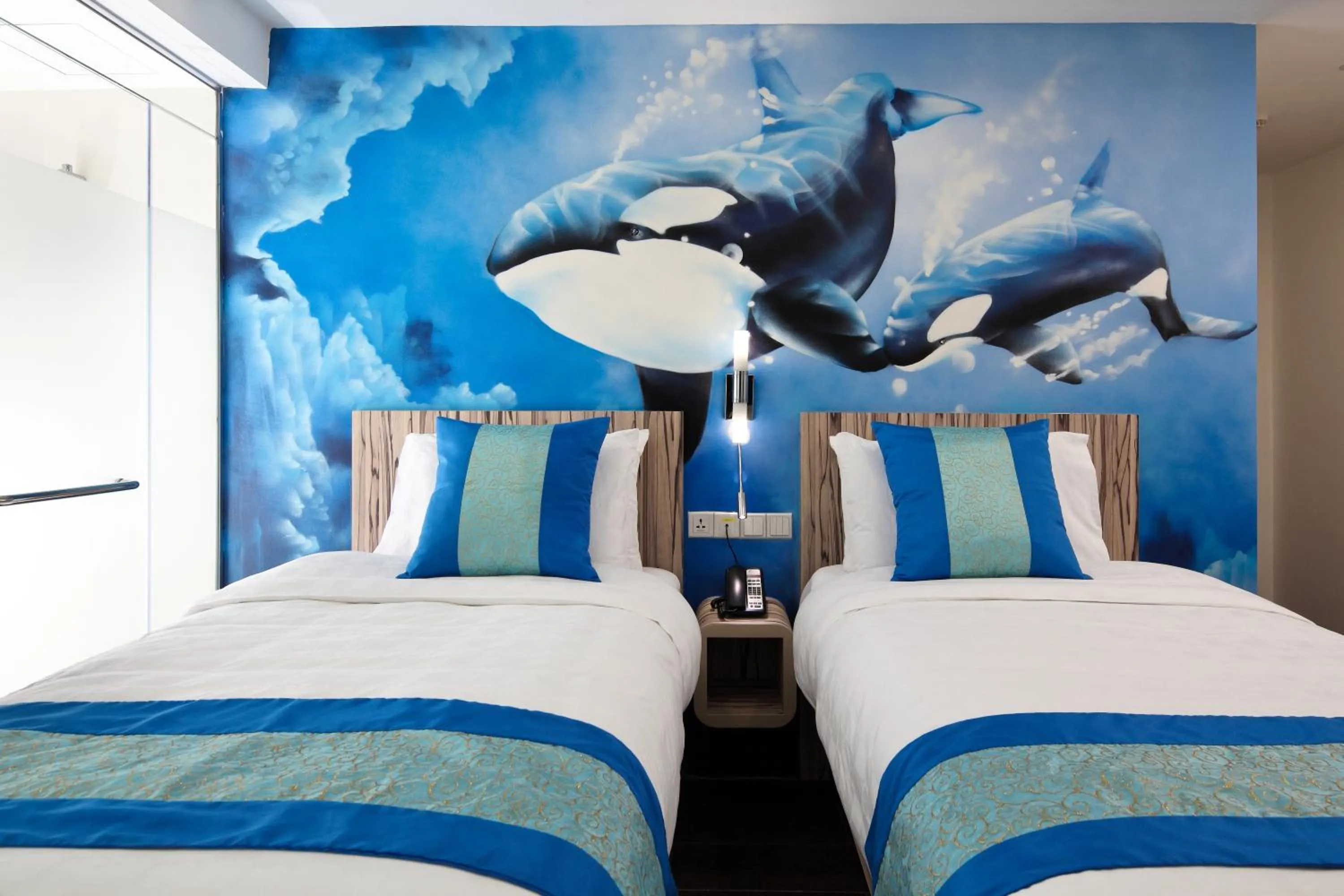 Photo of the whole room, Bed in Hotel Clover The Arts