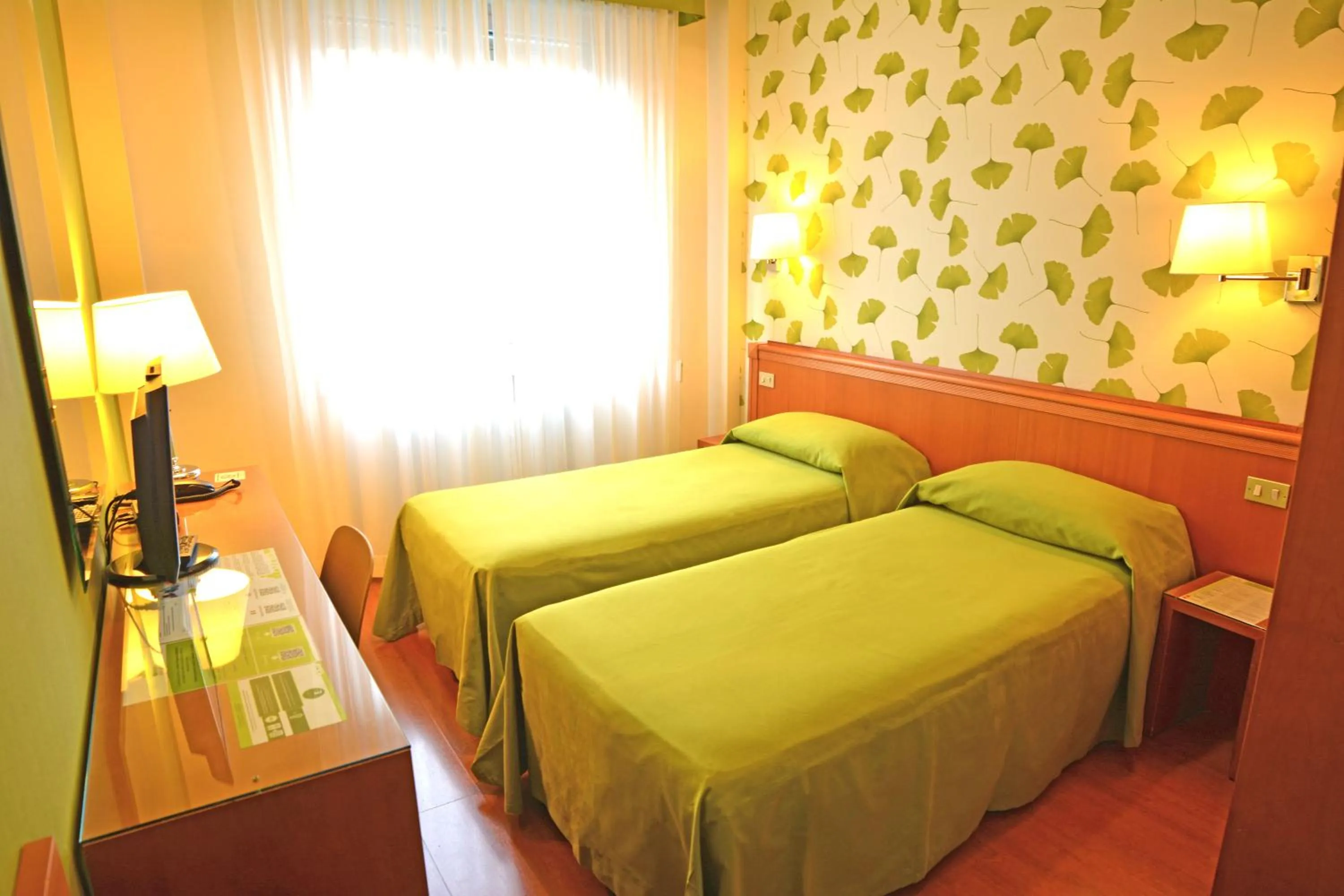 Bed in eco Hotel Milano & BioRiso Restaurant