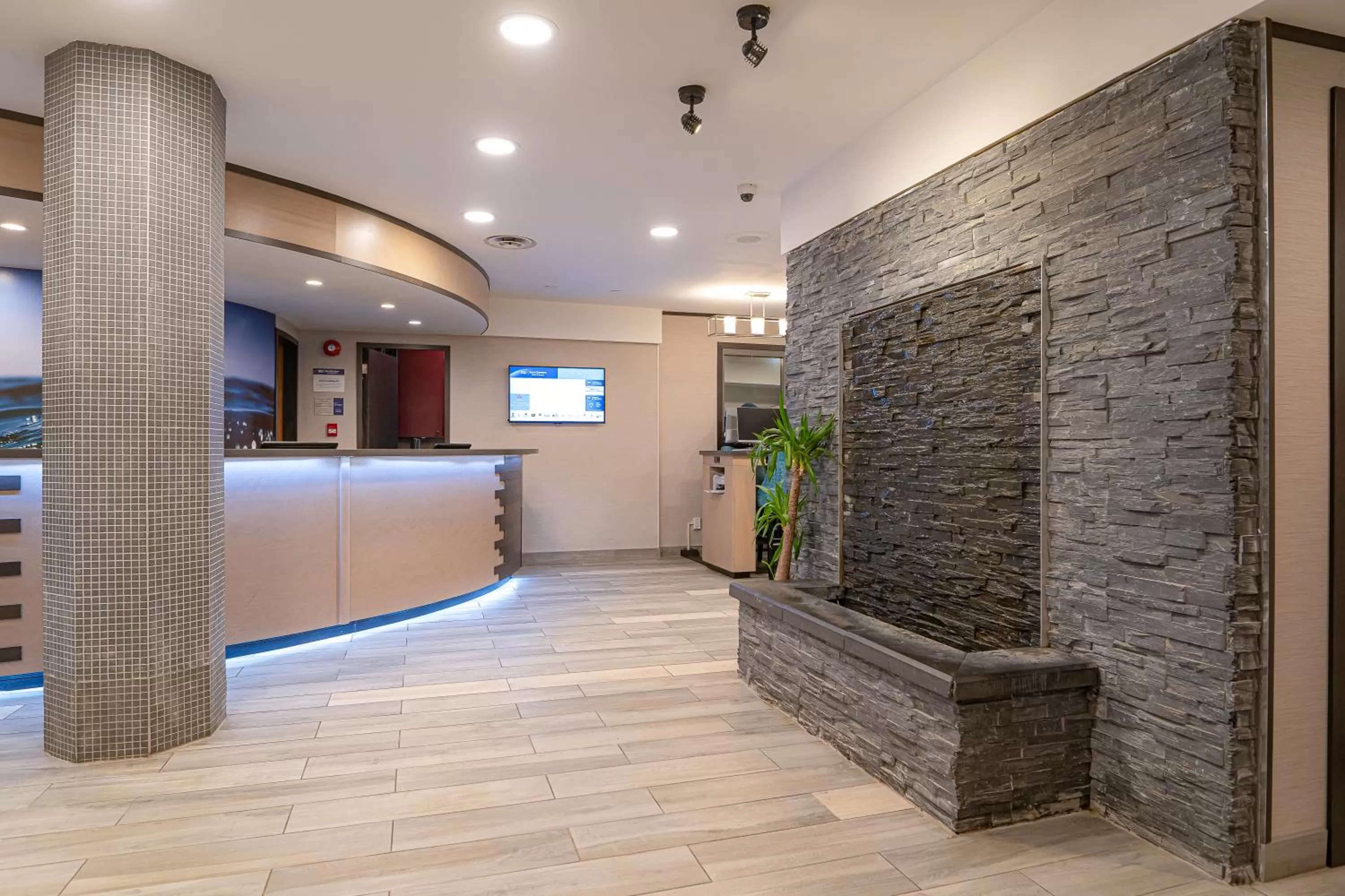 Lobby or reception in Best Western Plus Sands