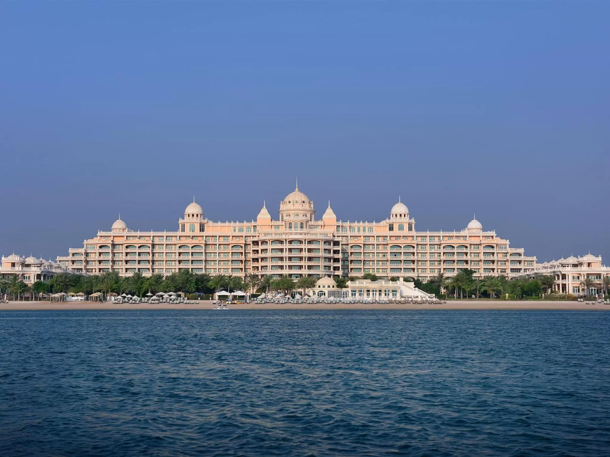 Property building in Kempinski Hotel Palm Jumeirah