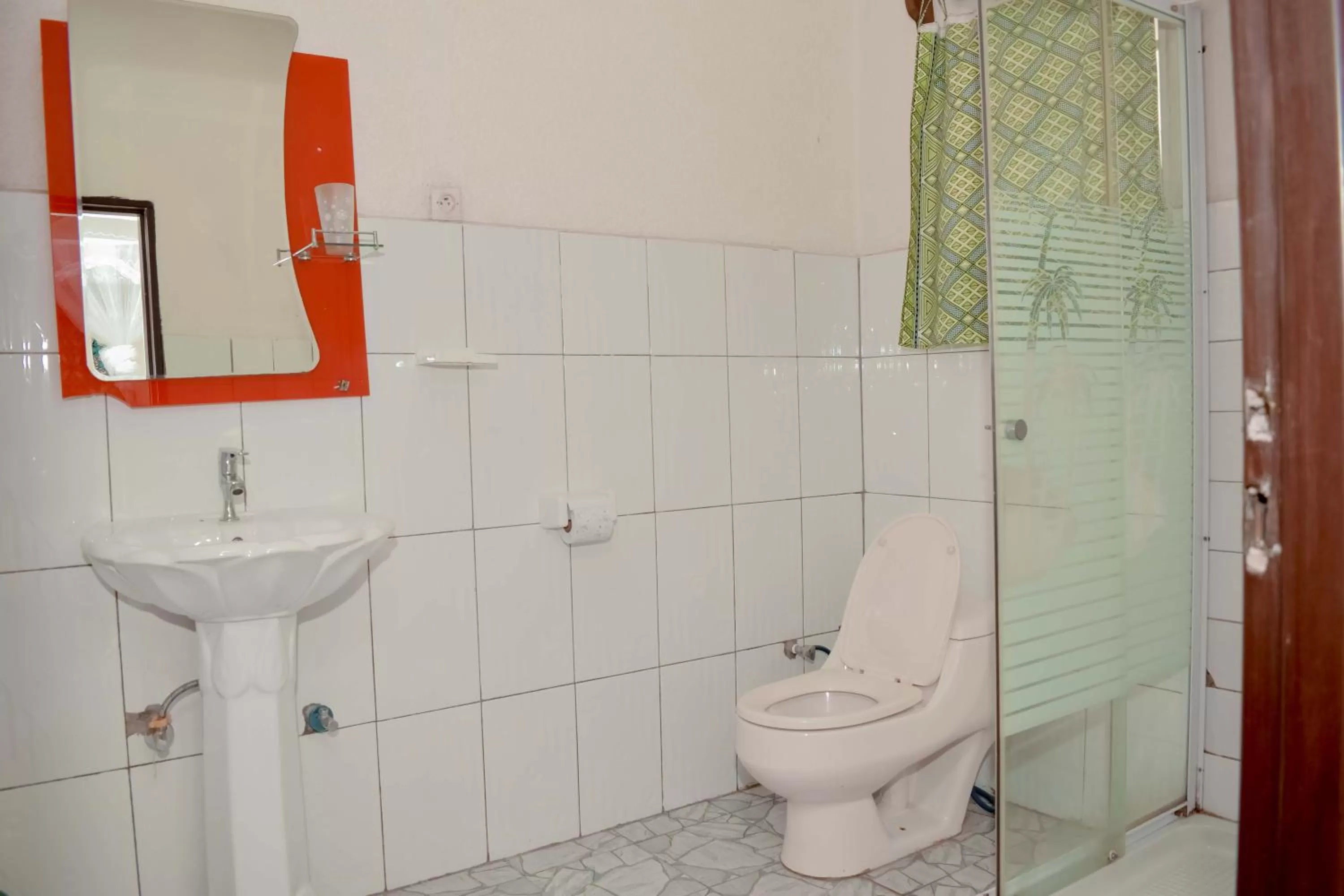 Toilet, Bathroom in INZOZI AFRICA HOUSE B&B- Kacyiru