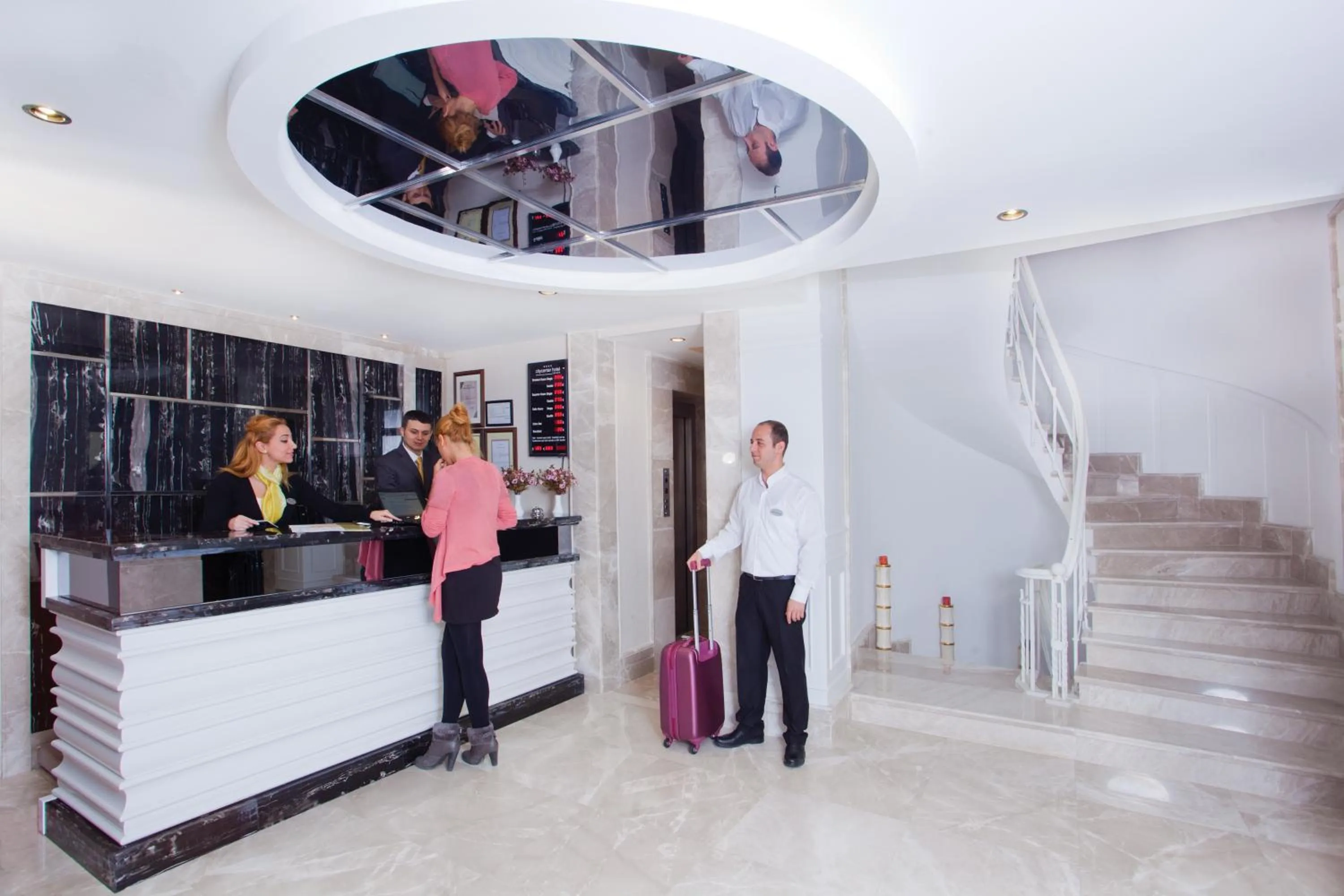Lobby or reception in City Center Hotel Taksim İstanbul