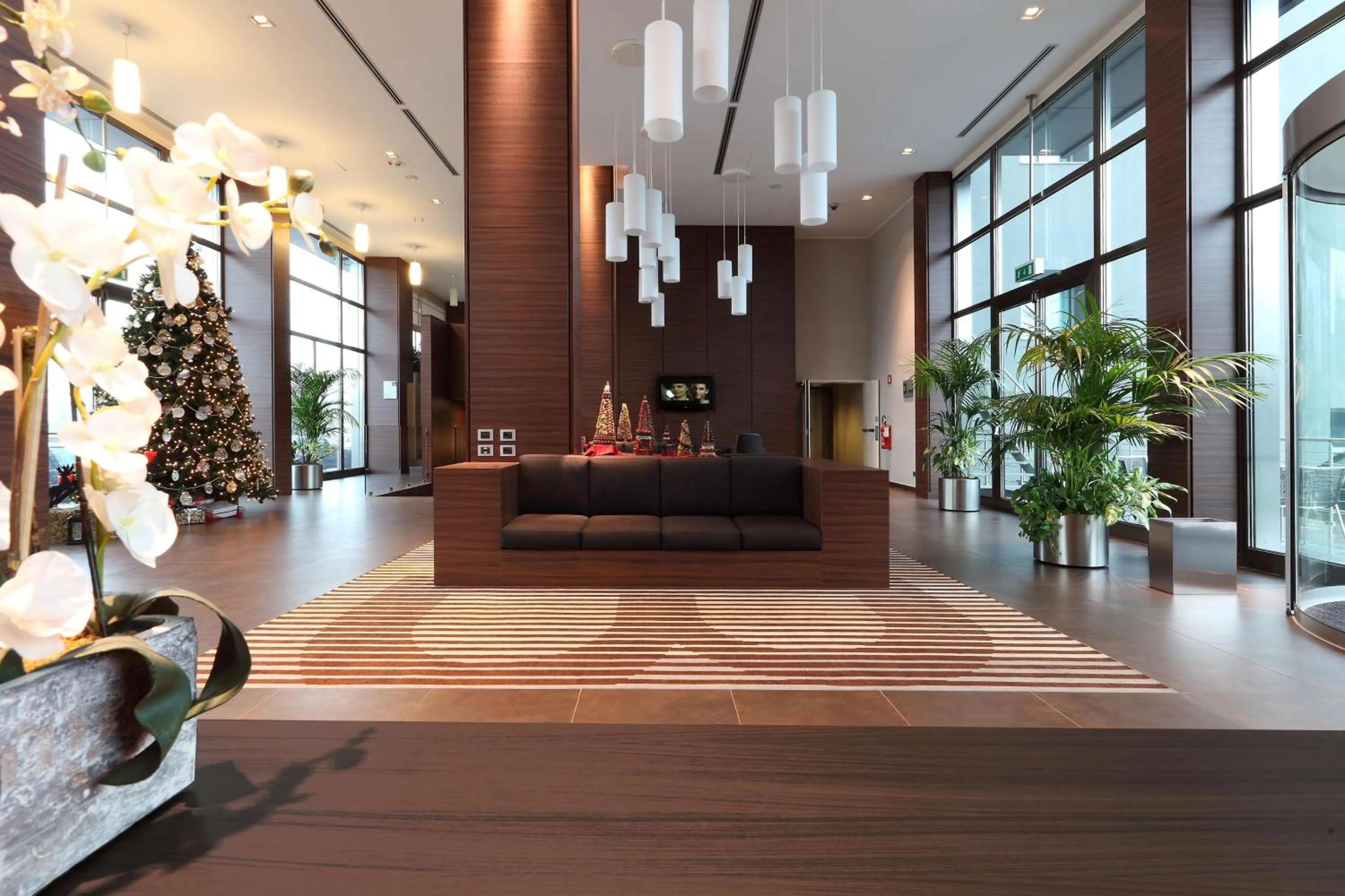 Lobby or reception in Best Western Plus Hotel Monza e Brianza Palace