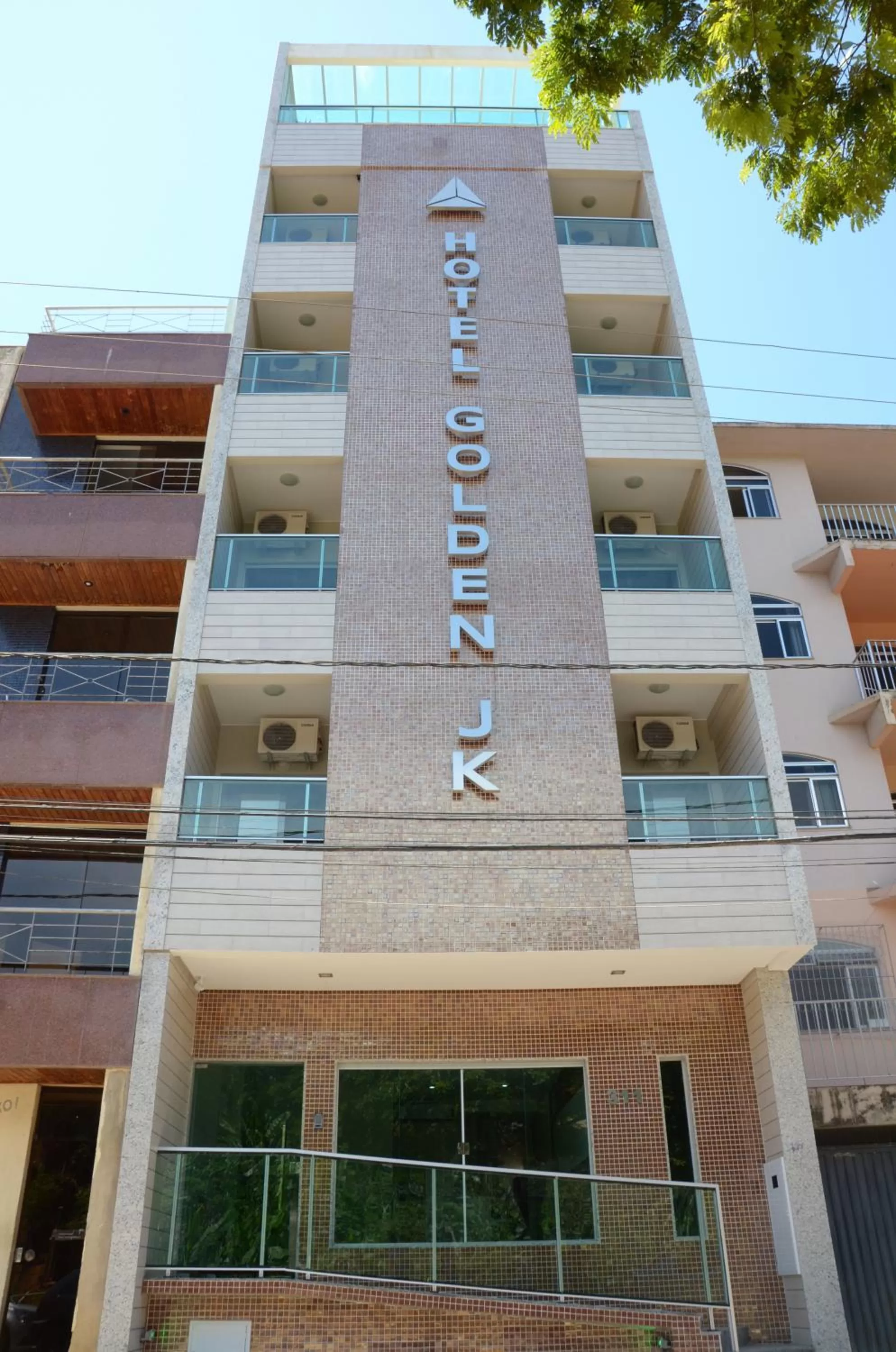 Facade/entrance, Property Building in Hotel Golden JK