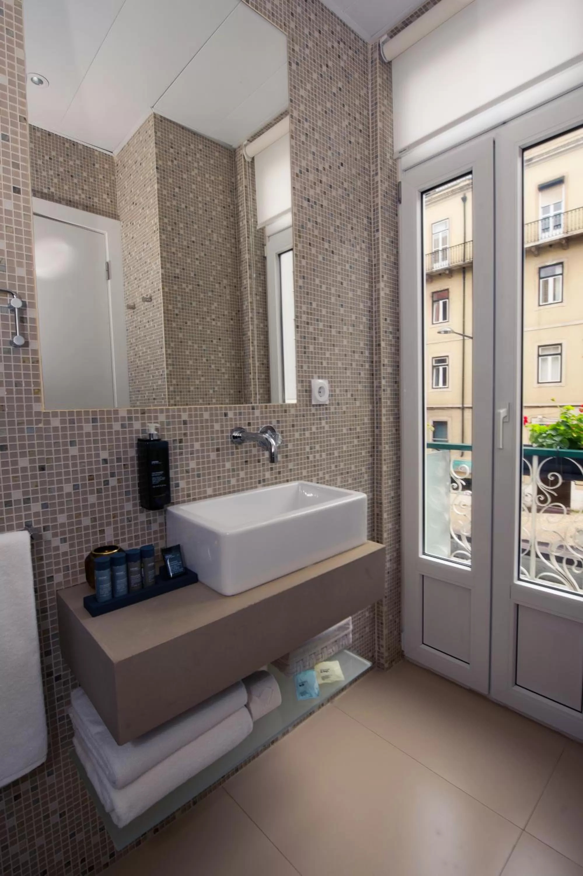 Bathroom in The Leaf Boutique Hotel Lisbon - Adults Only