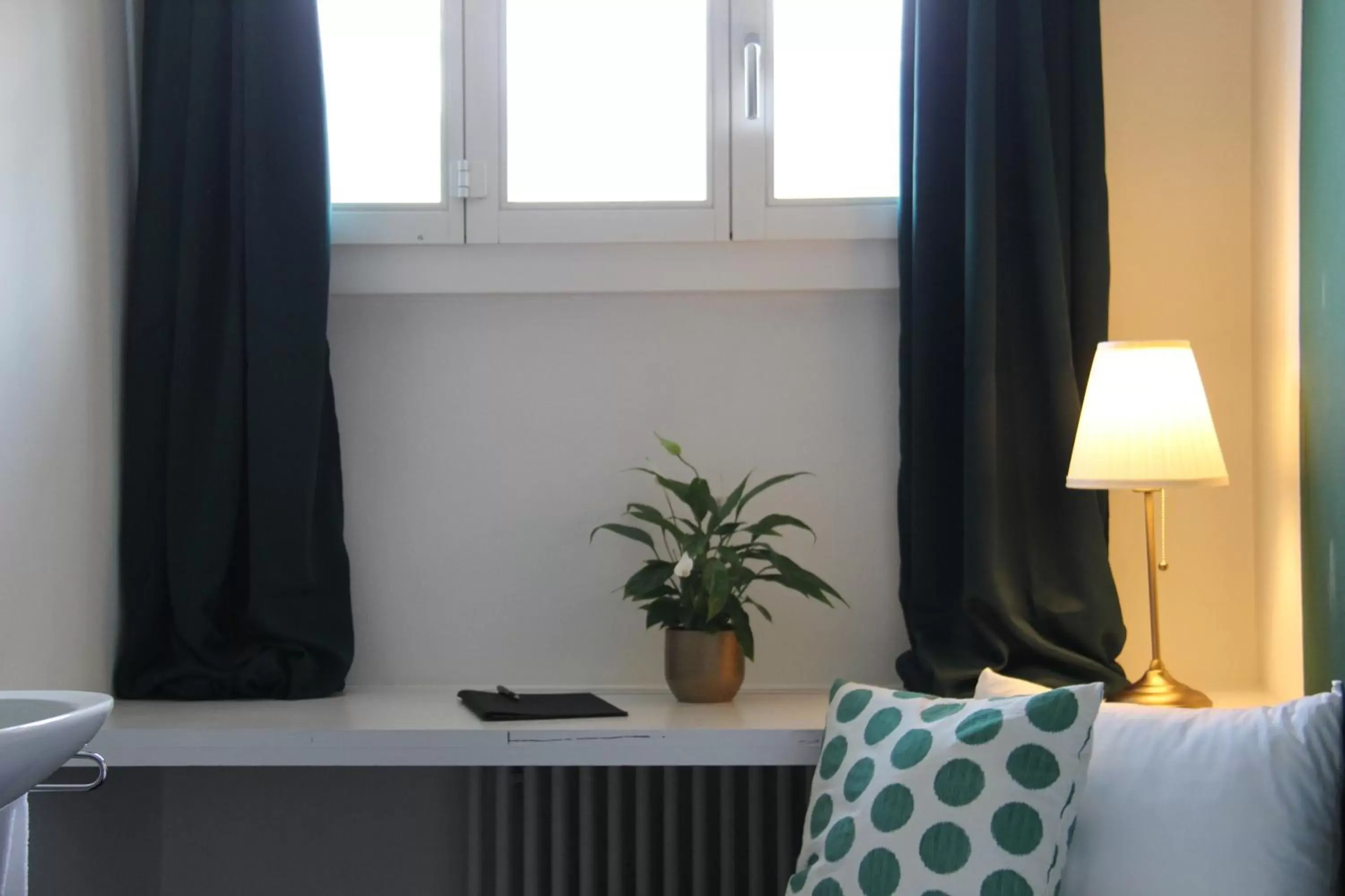 Single Room with Shared Shower and Toilet - single occupancy in Zum Schwarzen Löwen Single Room with Shared Shower and Toilet - single occupancy in Zum Schwarzen Löwen