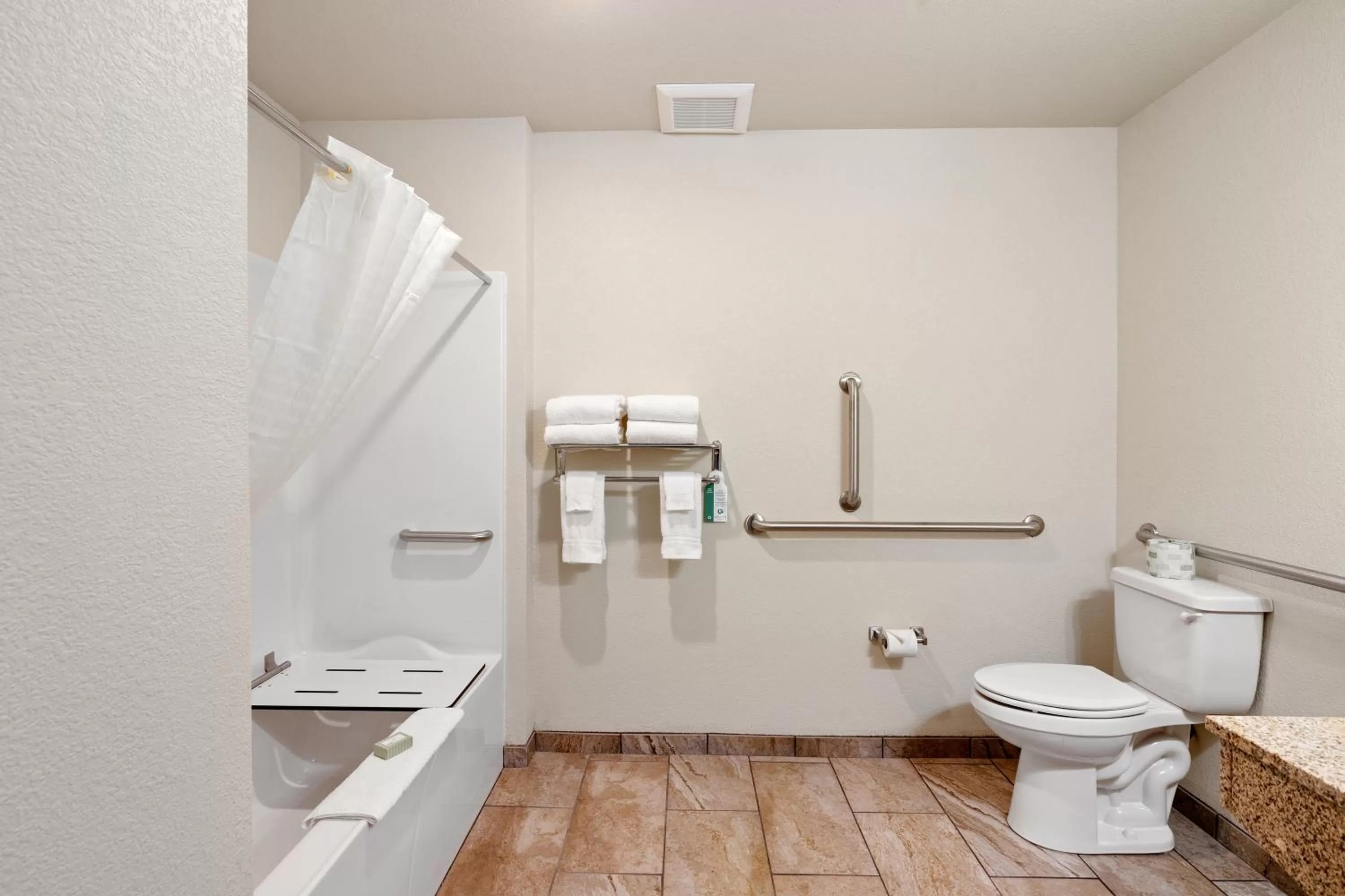 Bathroom in Cobblestone Inn & Suites - Yuma