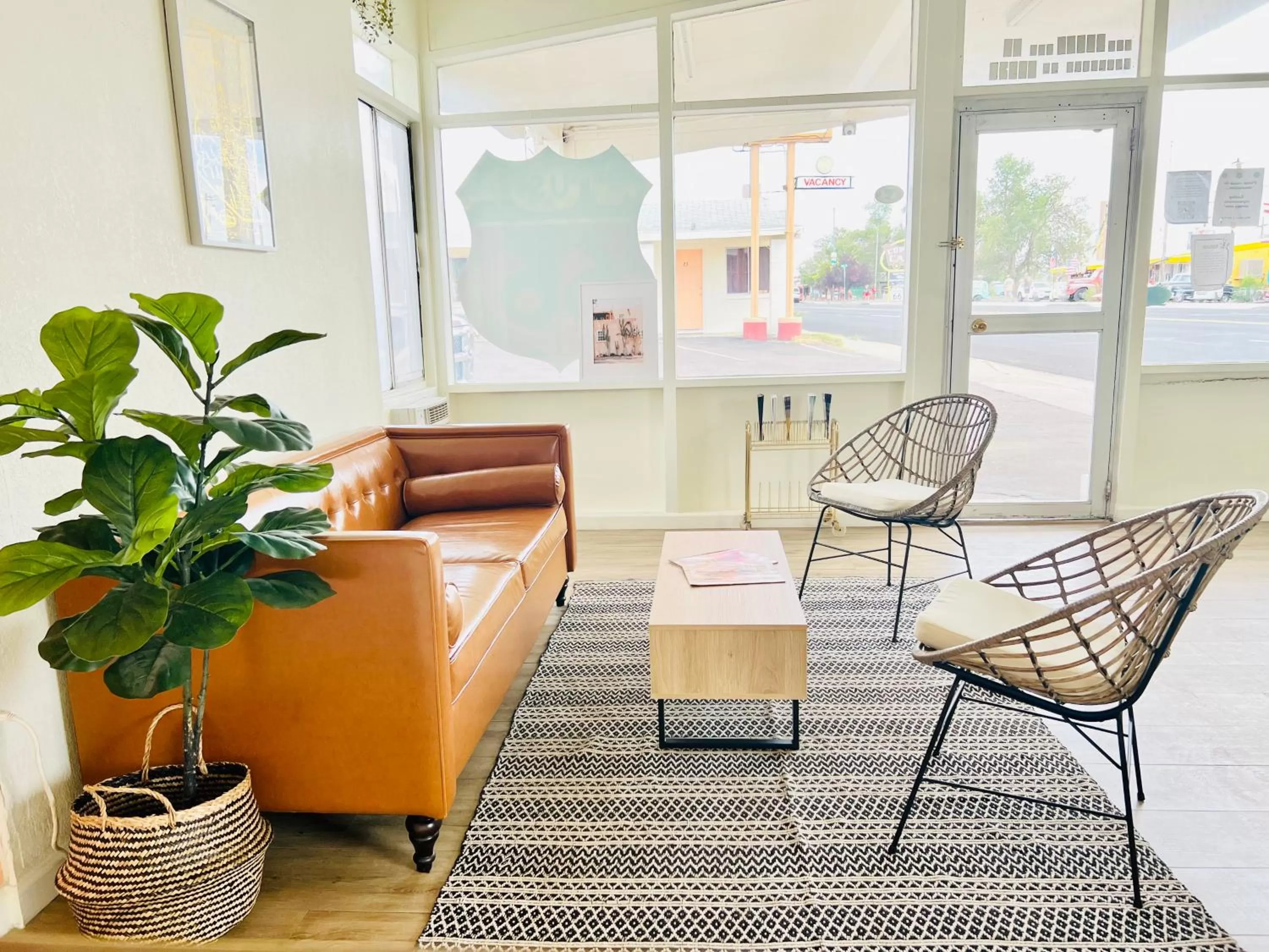 Lobby or reception in The Postcard Motel