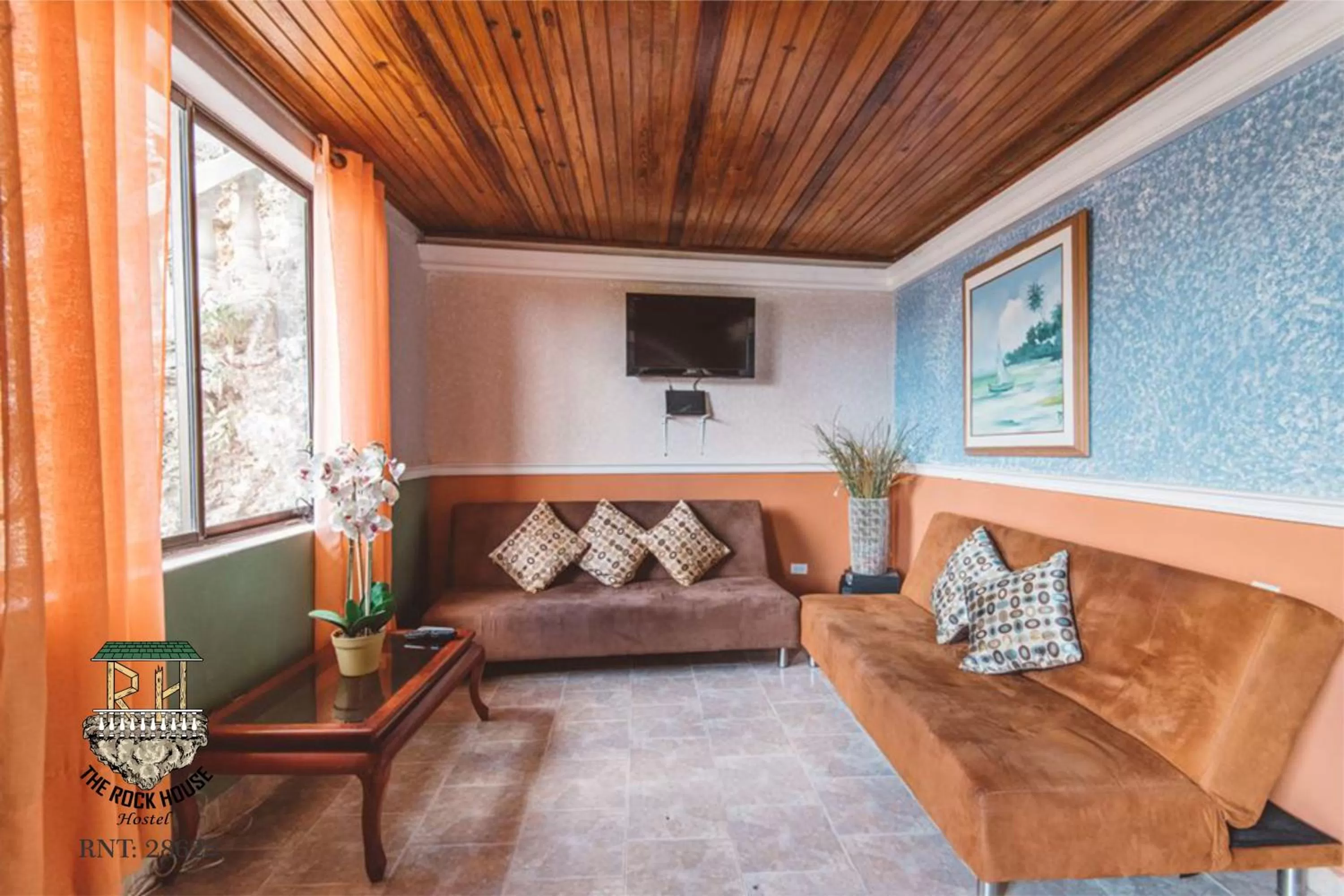 Living room, Seating Area in The Rock House Eco