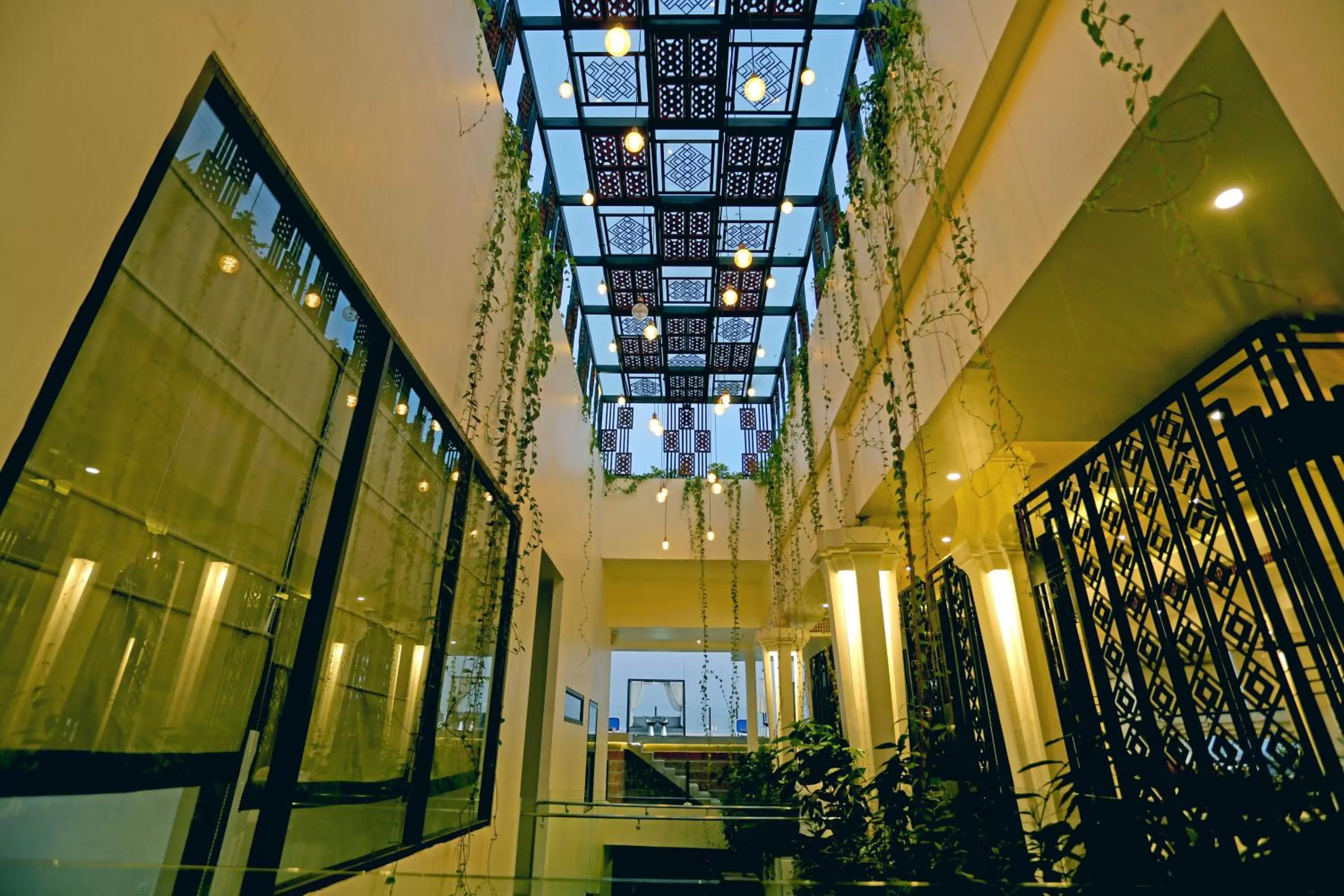 Breakfast in HARI Residence & Spa