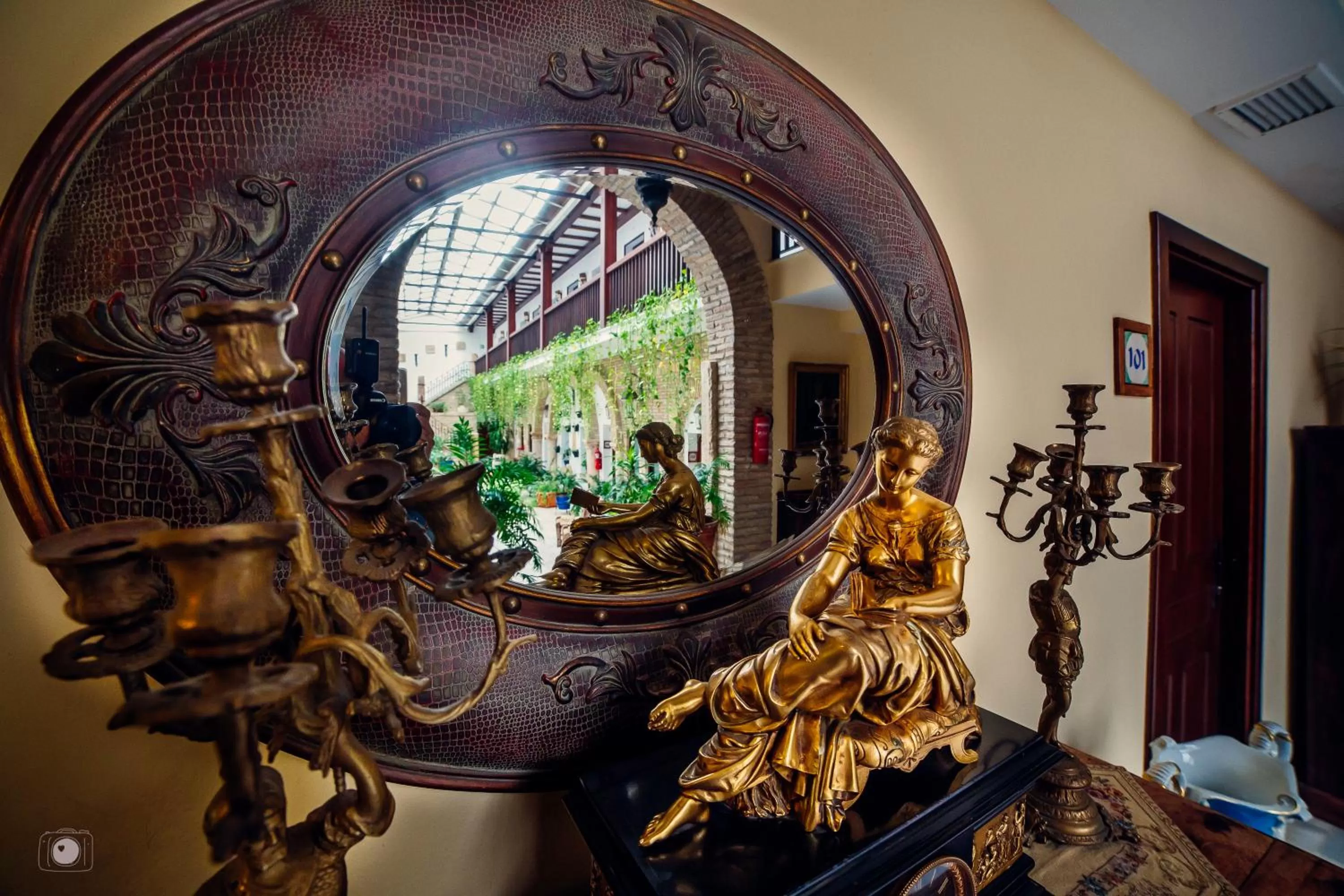 Decorative detail in Hotel Posada de Vallina by MiRa