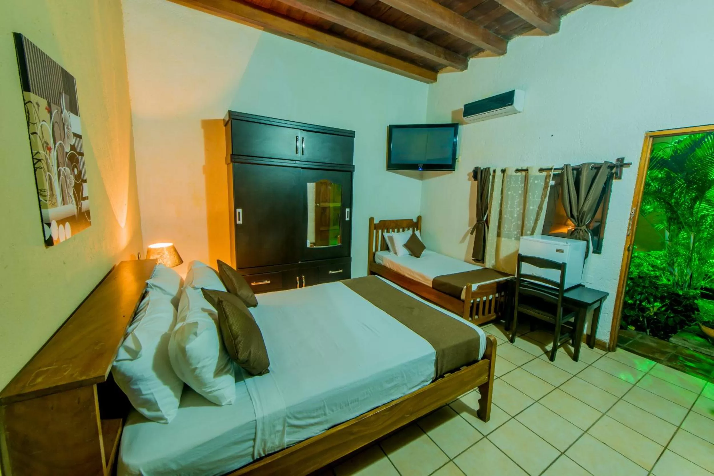 Bedroom, Bed in Hotel El Maltese