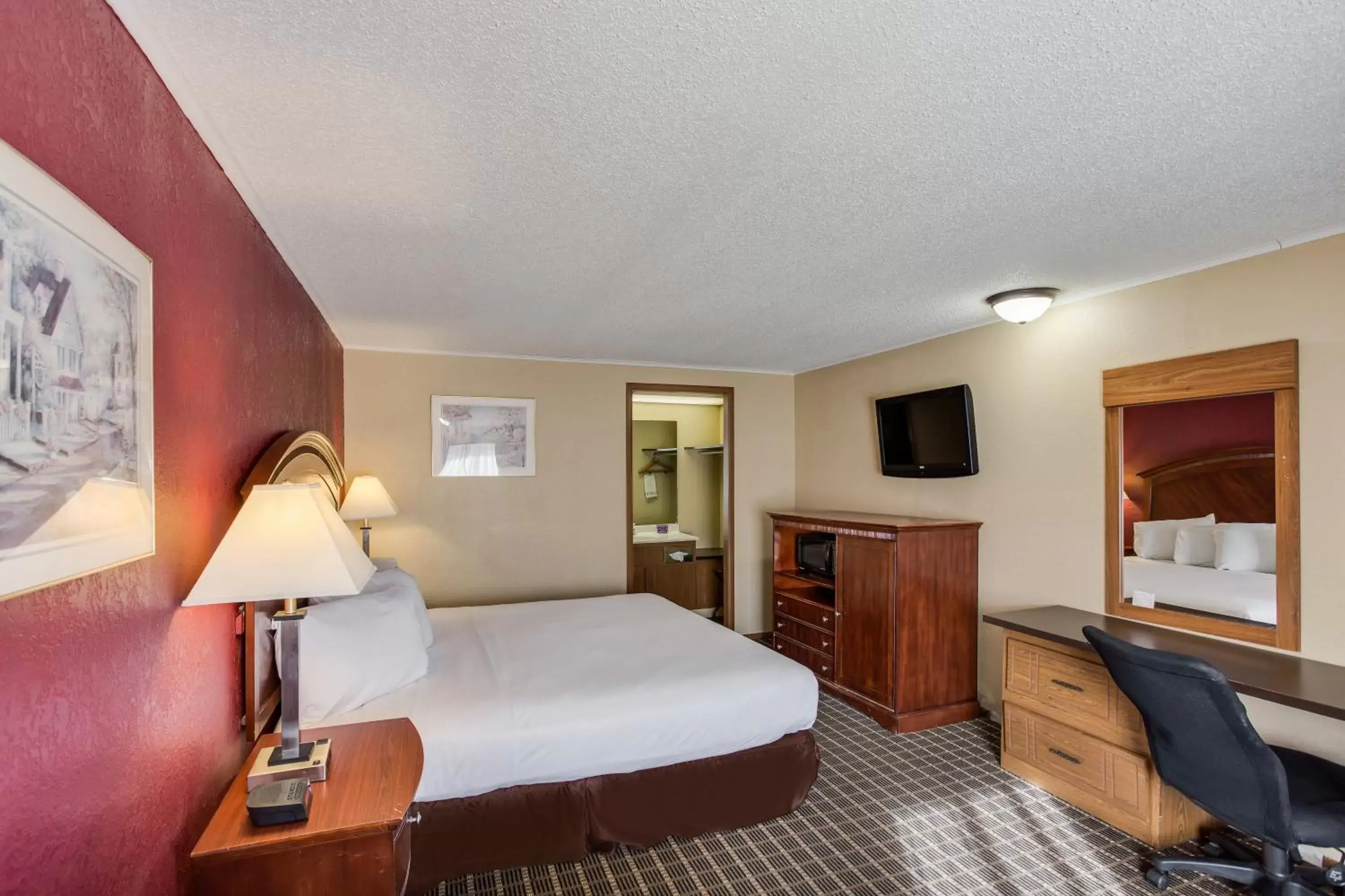 King Room - Non-Smoking in Knights Inn Ashland King Room - Non-Smoking in Knights Inn Ashland