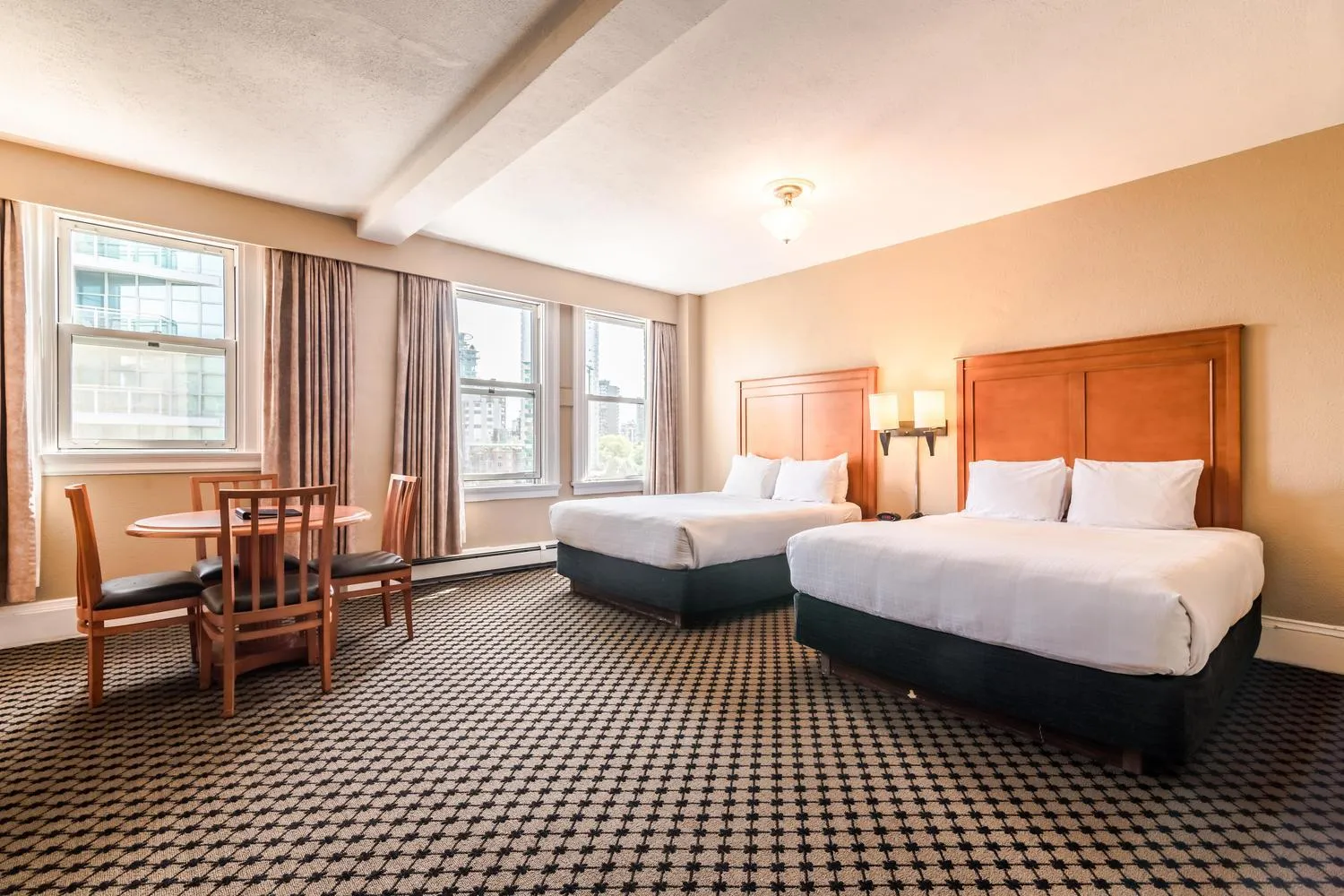 Photo of the whole room, Bed in The Sylvia Hotel