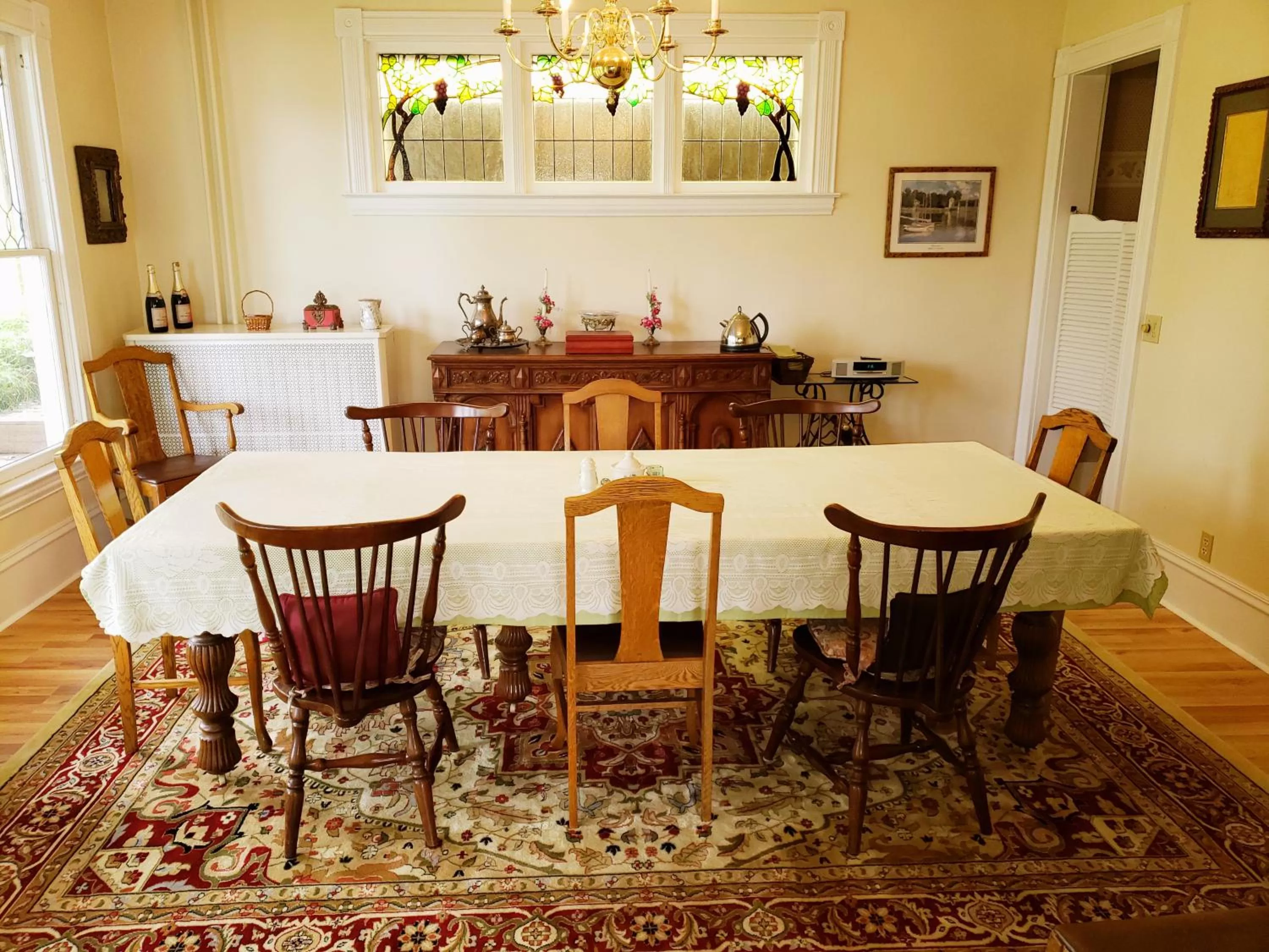 Food and drinks in Hudson Manor Bed & Breakfast