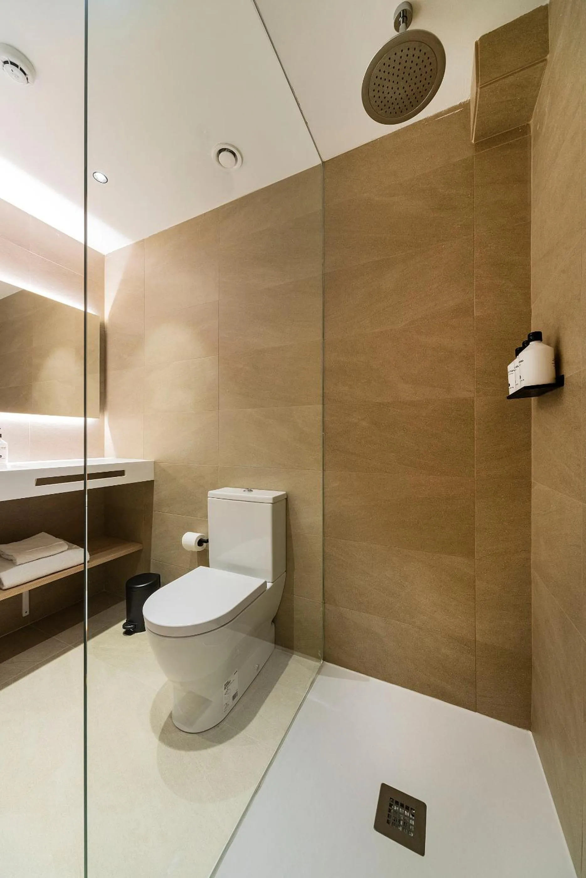 Hotel Distrito Oeste