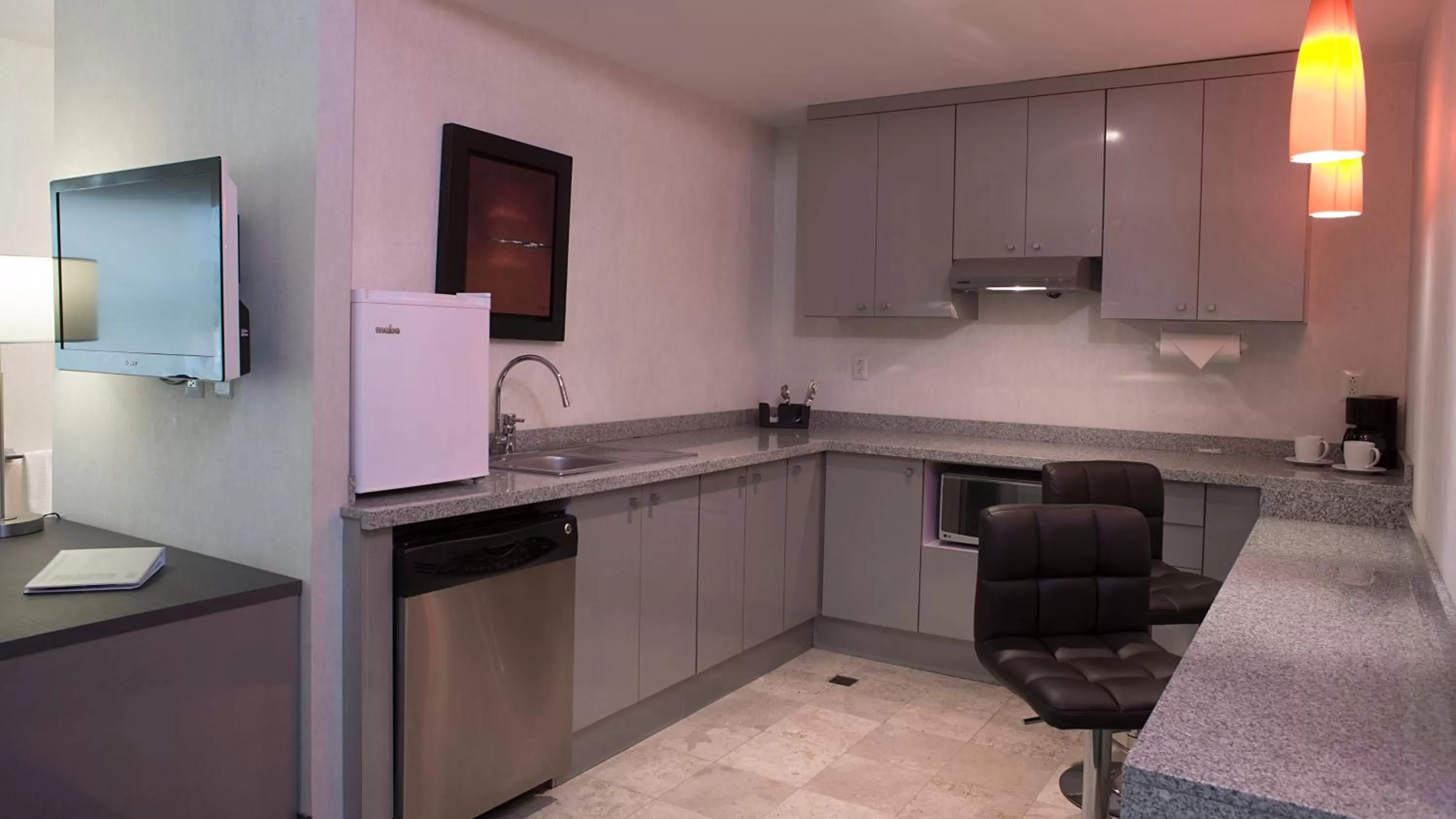 Photo of the whole room in Holiday Inn Express & Suites Queretaro by IHG