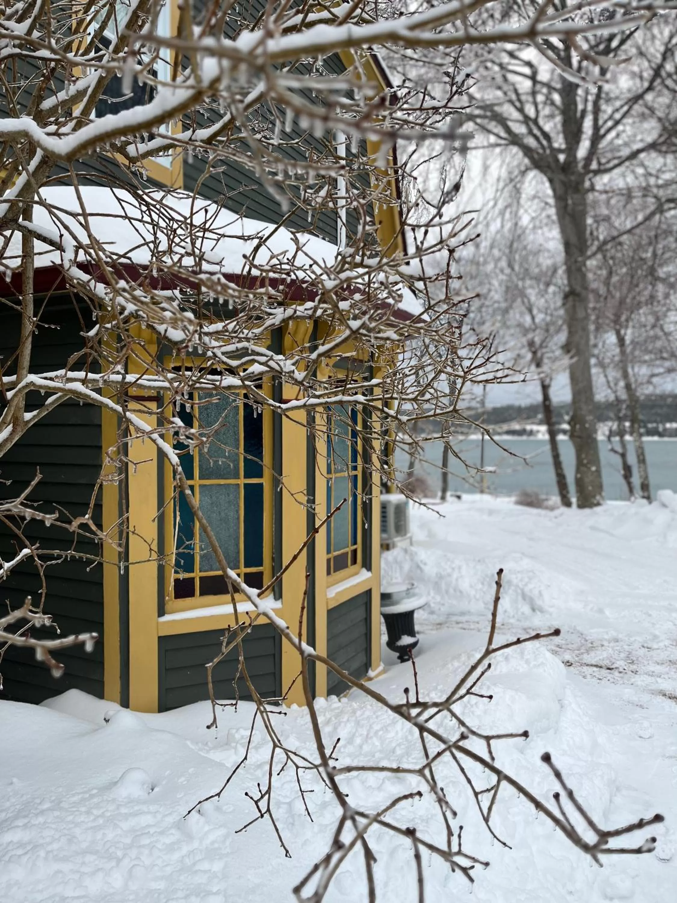 Day in Belle View Manor Inn