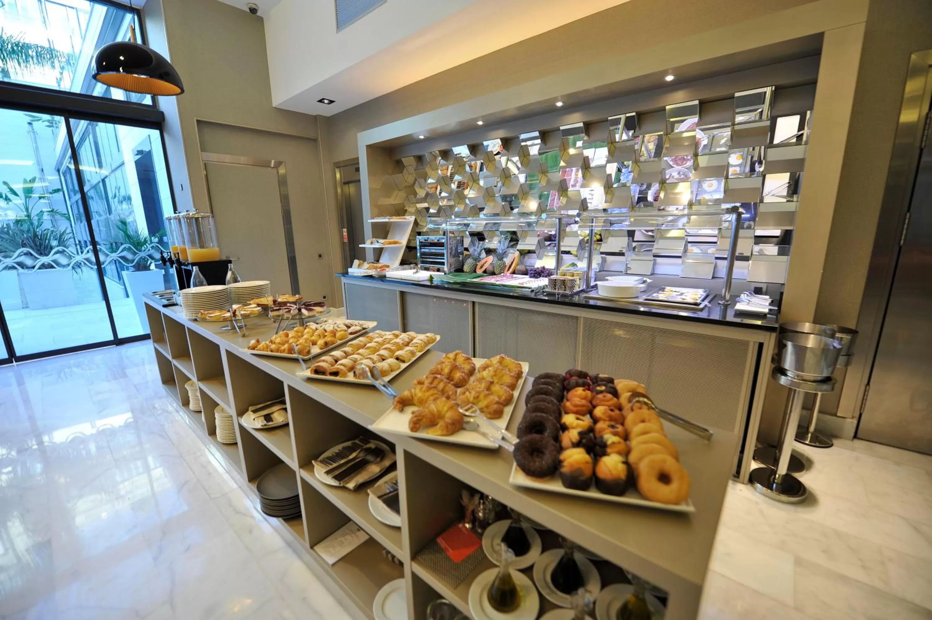 Meeting/conference room in Hotel Indigo Barcelona - Plaza Catalunya 4Sup by IHG