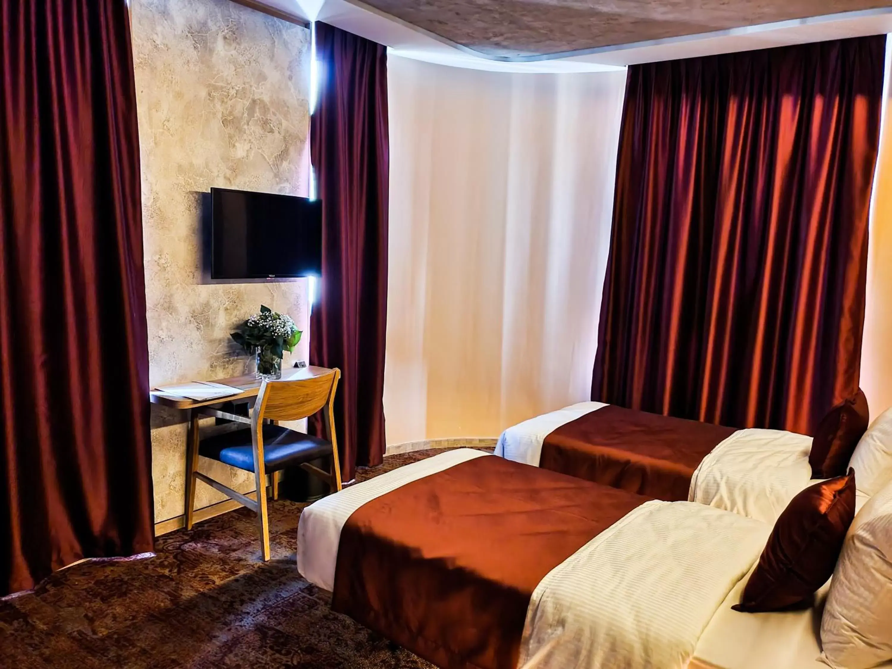 Deluxe Twin Room in Hotel City Code Deluxe Twin Room in Hotel City Code