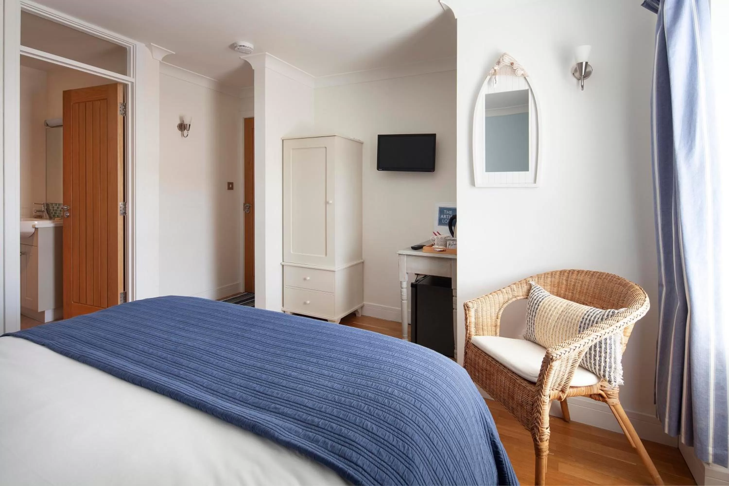 Bed in The Artist Loft, Ensuite Guest Rooms, Porthleven