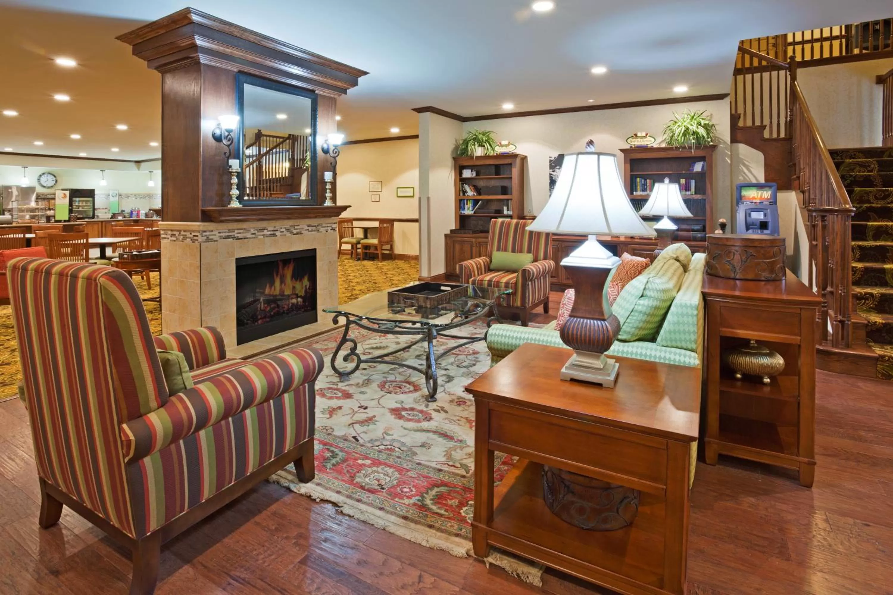 Lobby or reception in Country Inn & Suites by Radisson, Minot, ND
