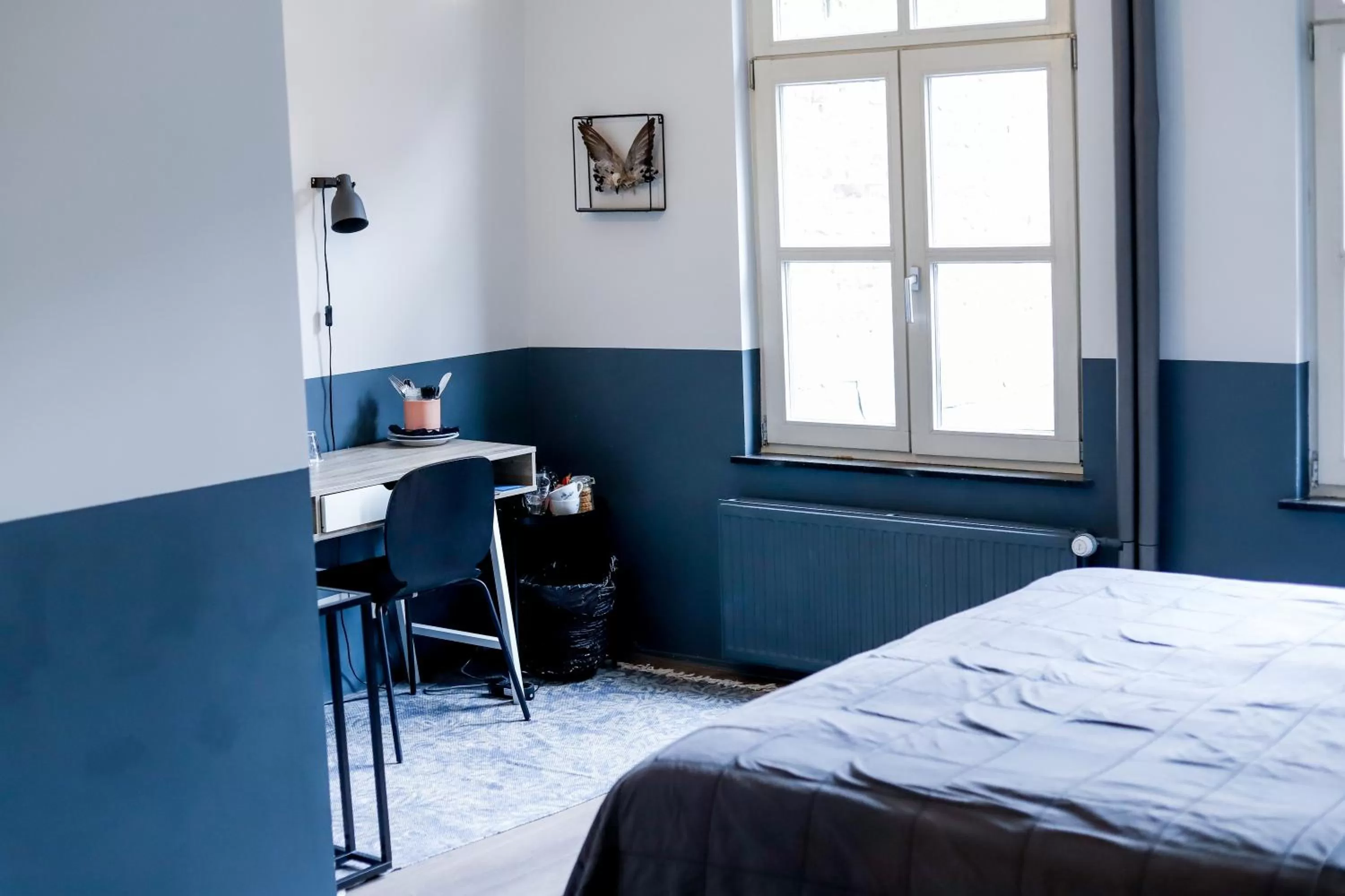 Bed in Milk and cookies