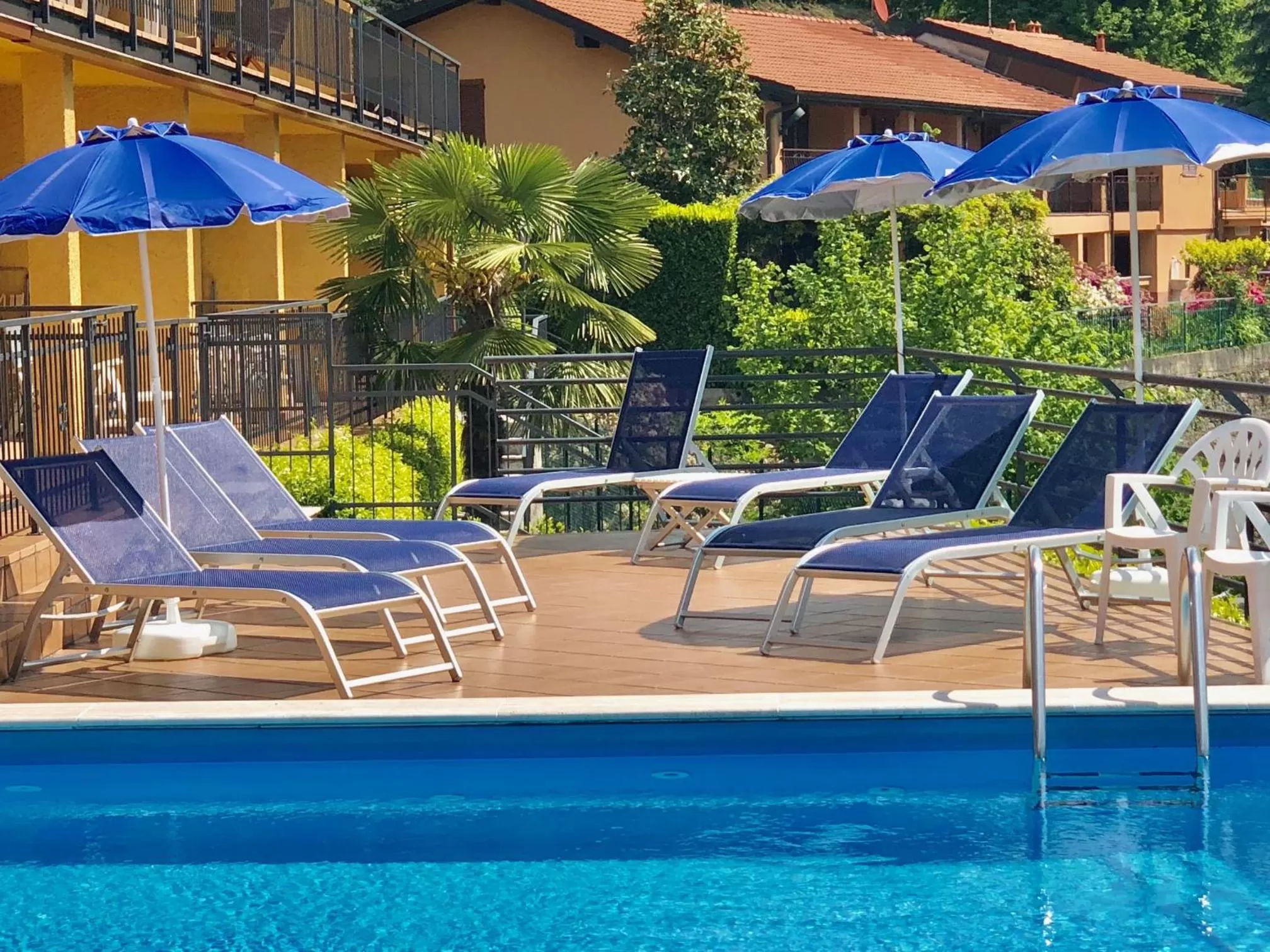 Swimming pool in Residenza Ai Ronchi 1 2 6
